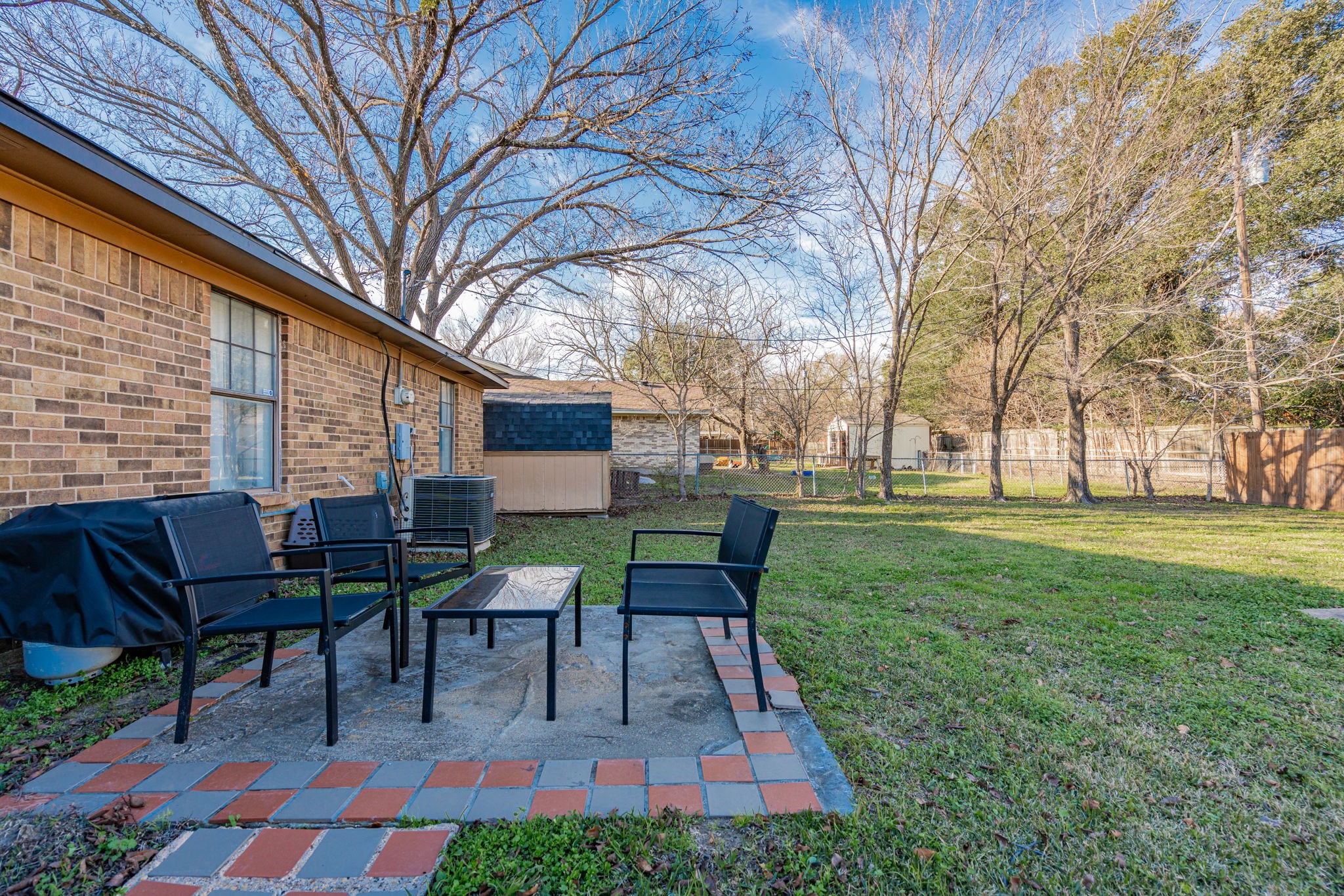 1315 Crestview Drive