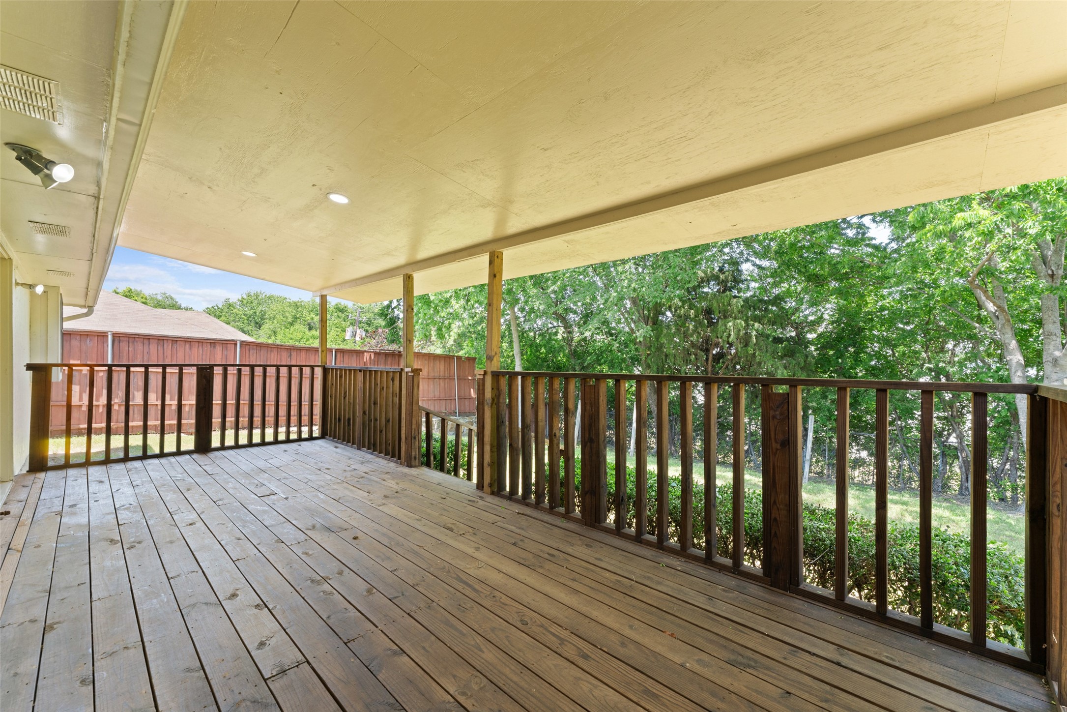 1830 Knob Hill Drive