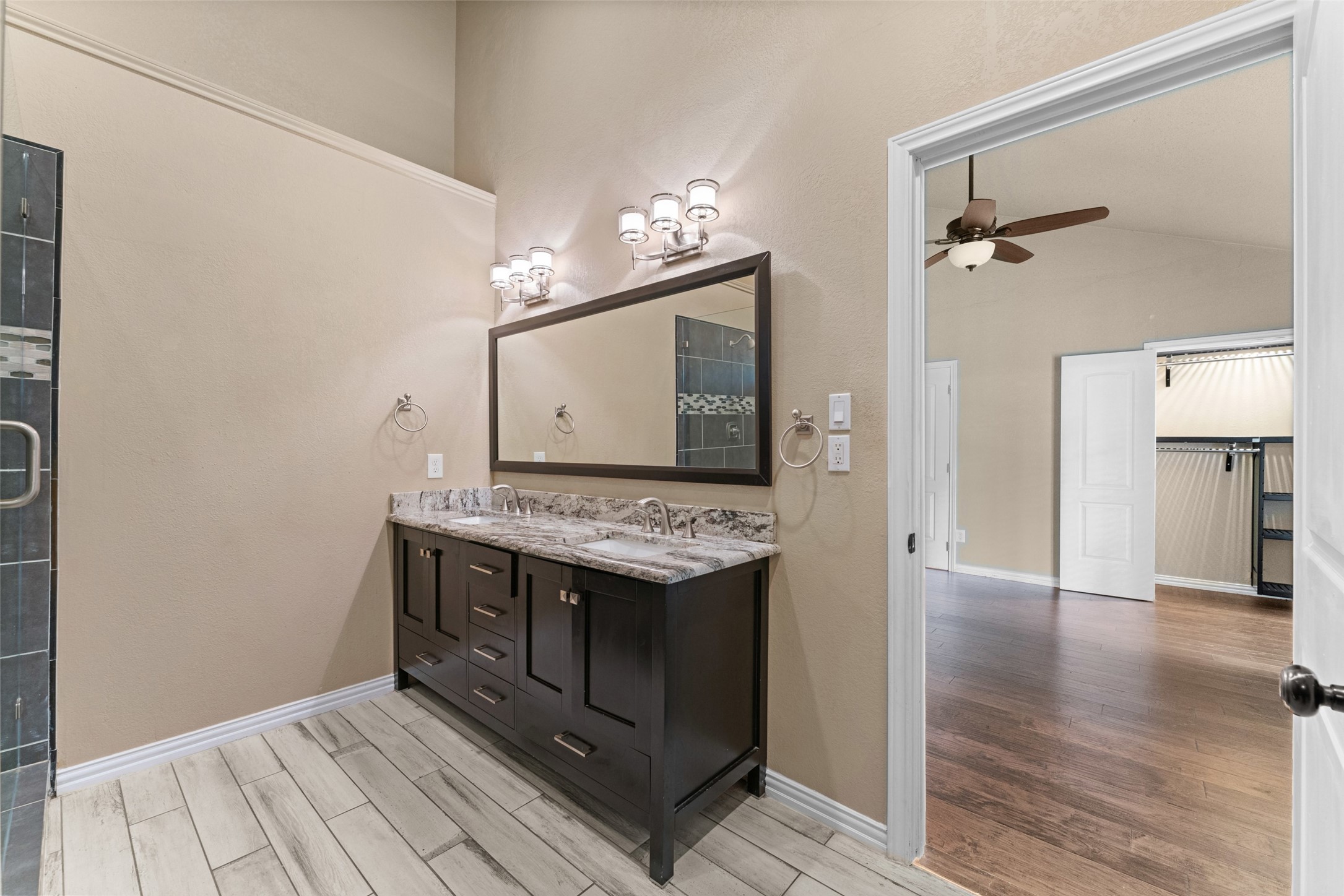 1830 Knob Hill Drive