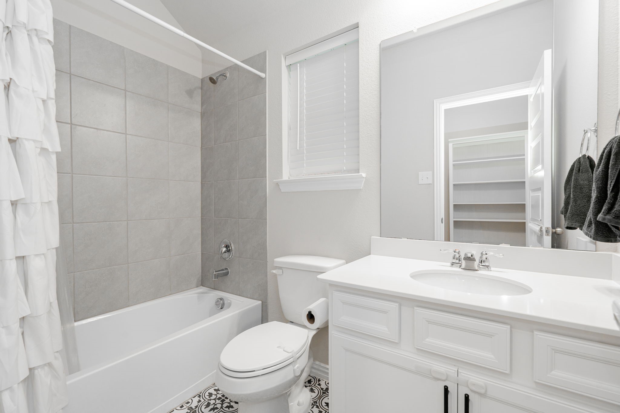 1519 Fairweather Way