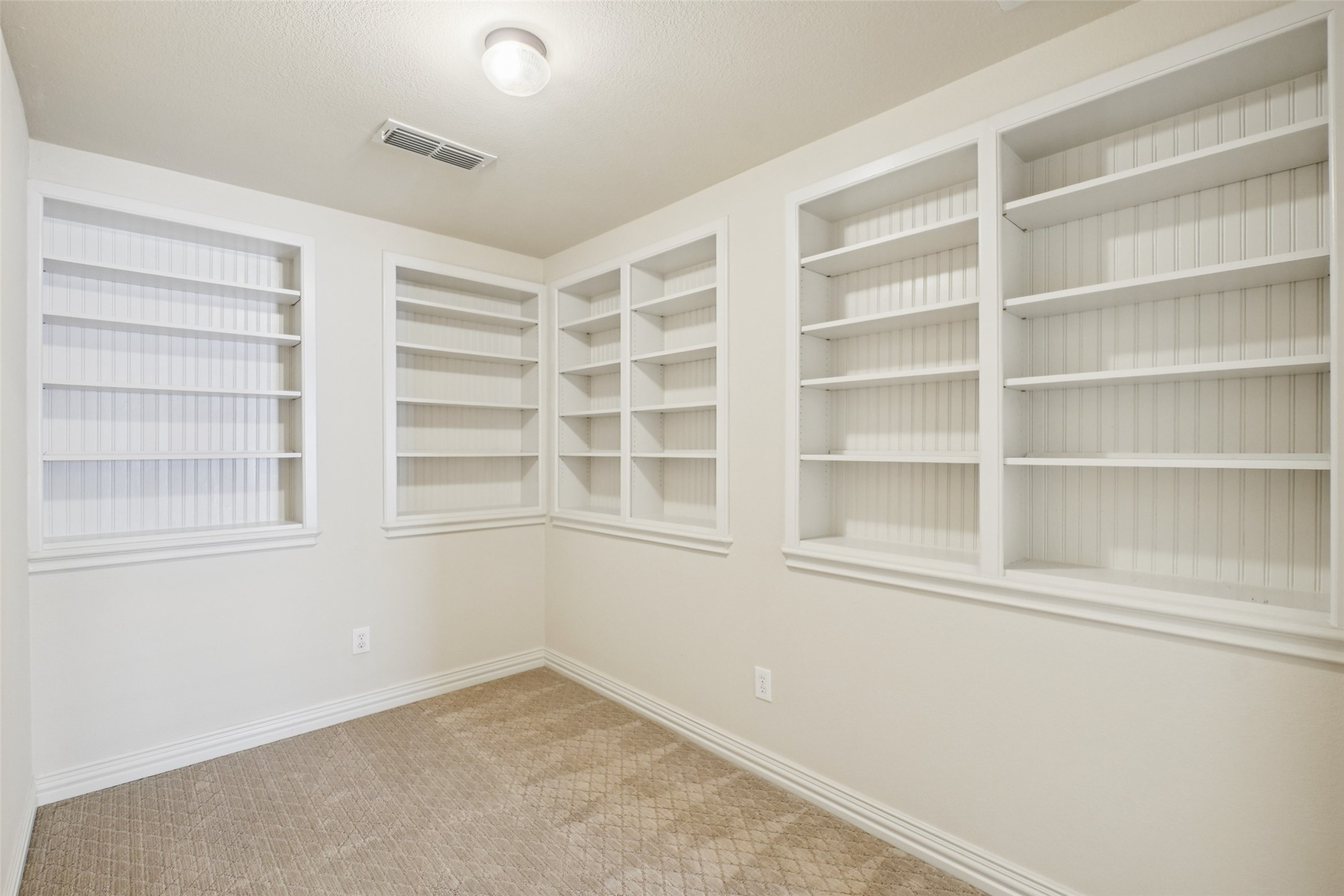 8304 Old Hickory Lane