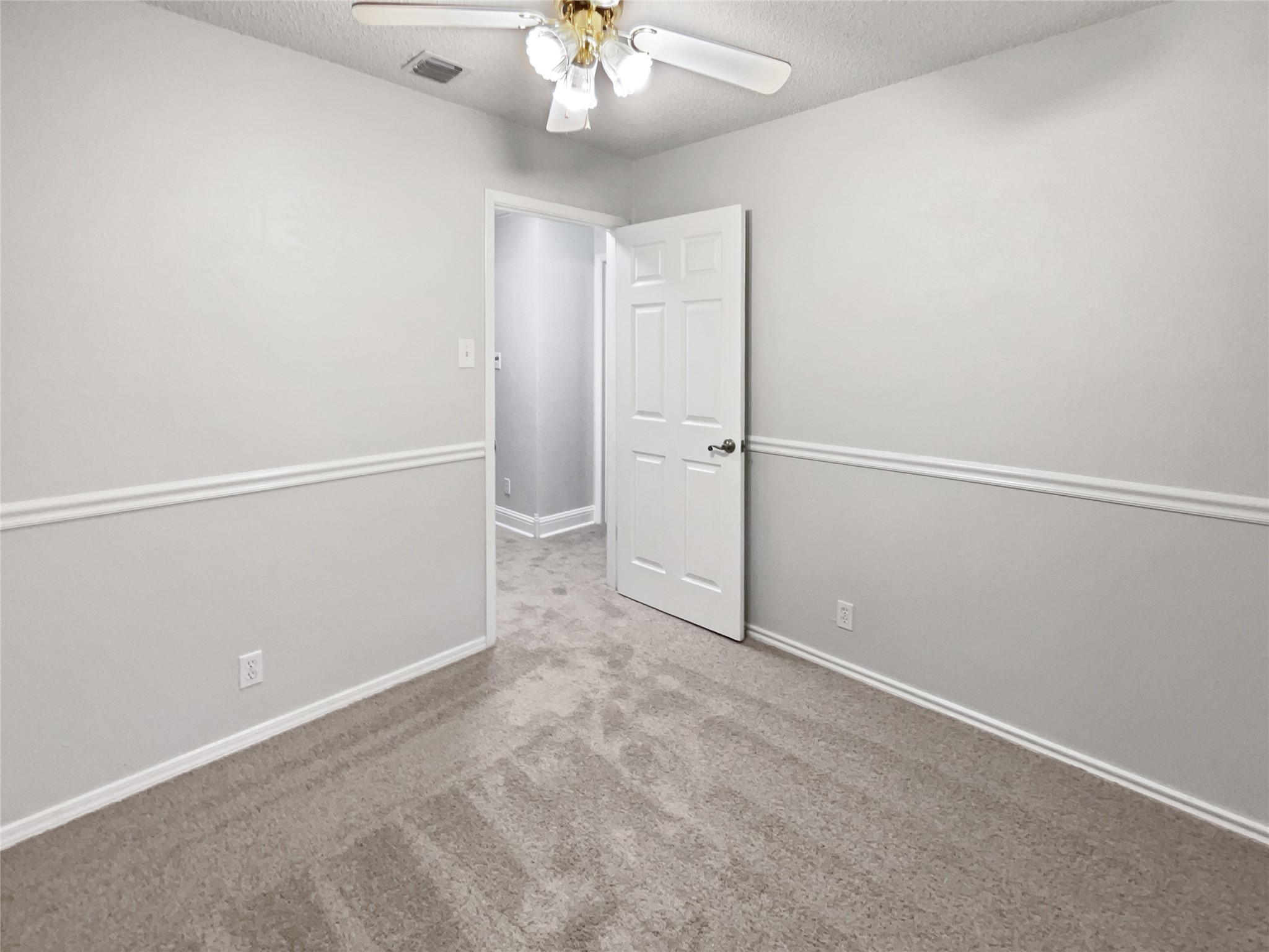 103 Comanche Court