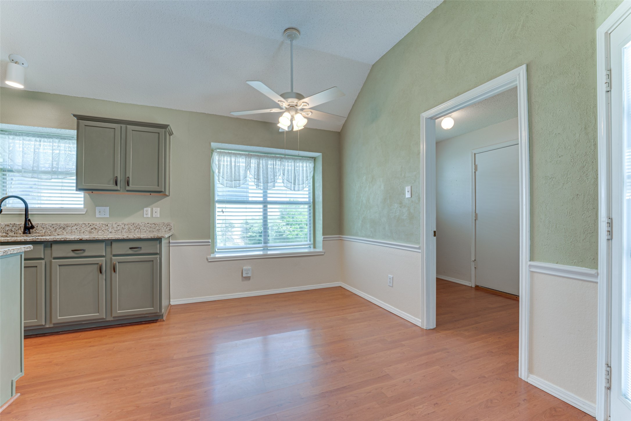 5504 Lee Hutson Lane