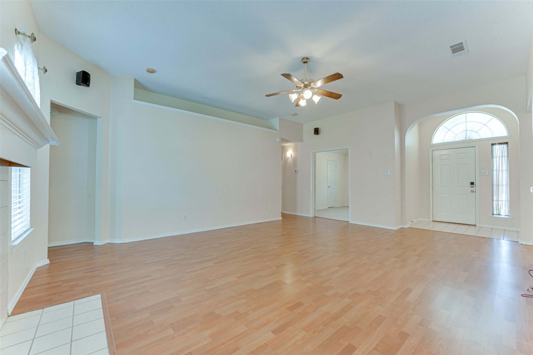 5504 Lee Hutson Lane
