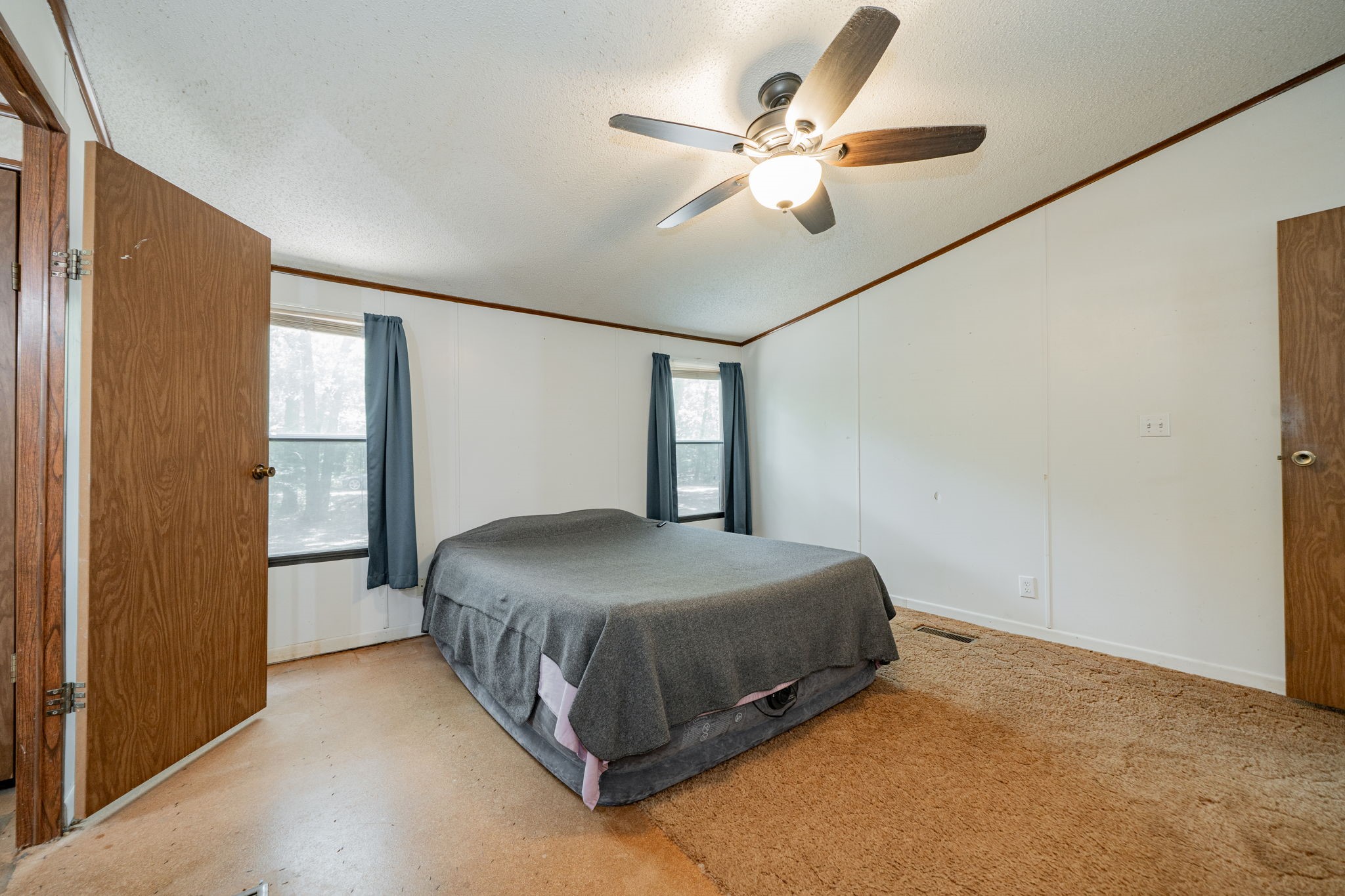 33112 County Road 2142