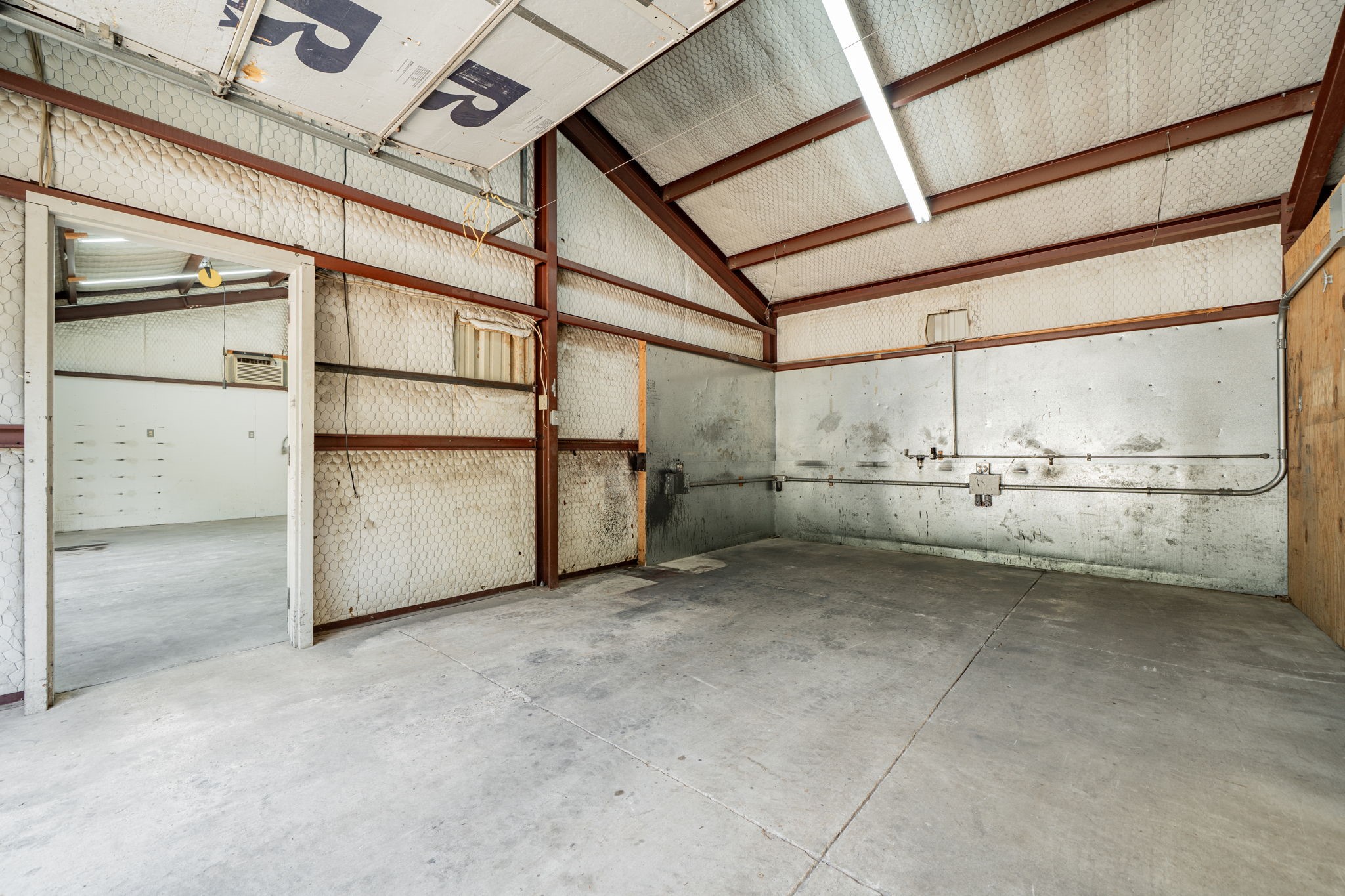 33112 County Road 2142