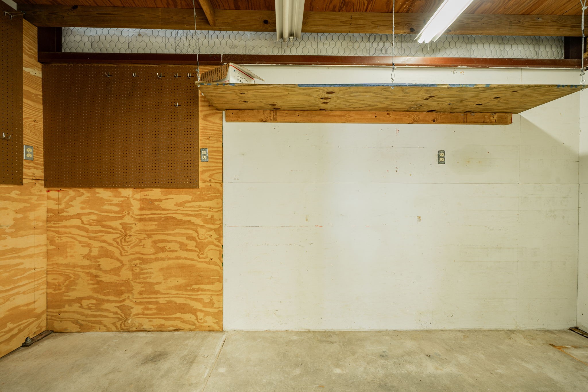 33112 County Road 2142