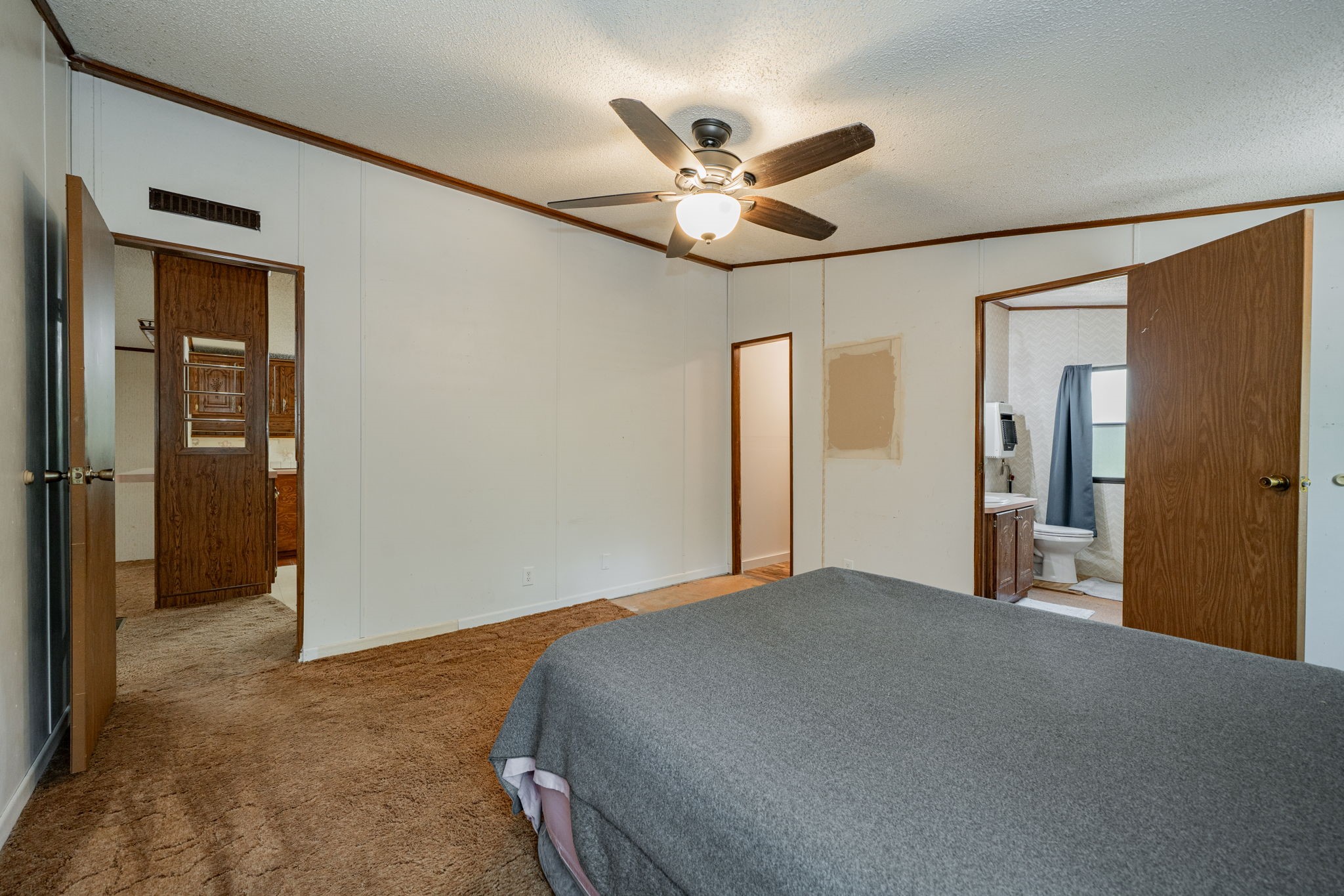 33112 County Road 2142