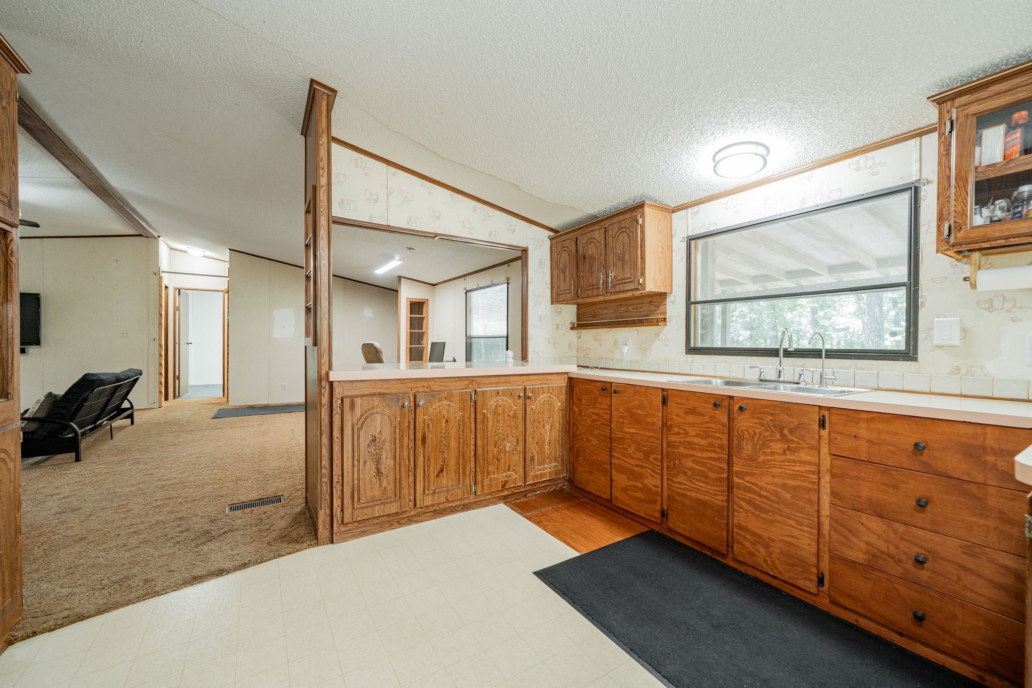 33112 County Road 2142