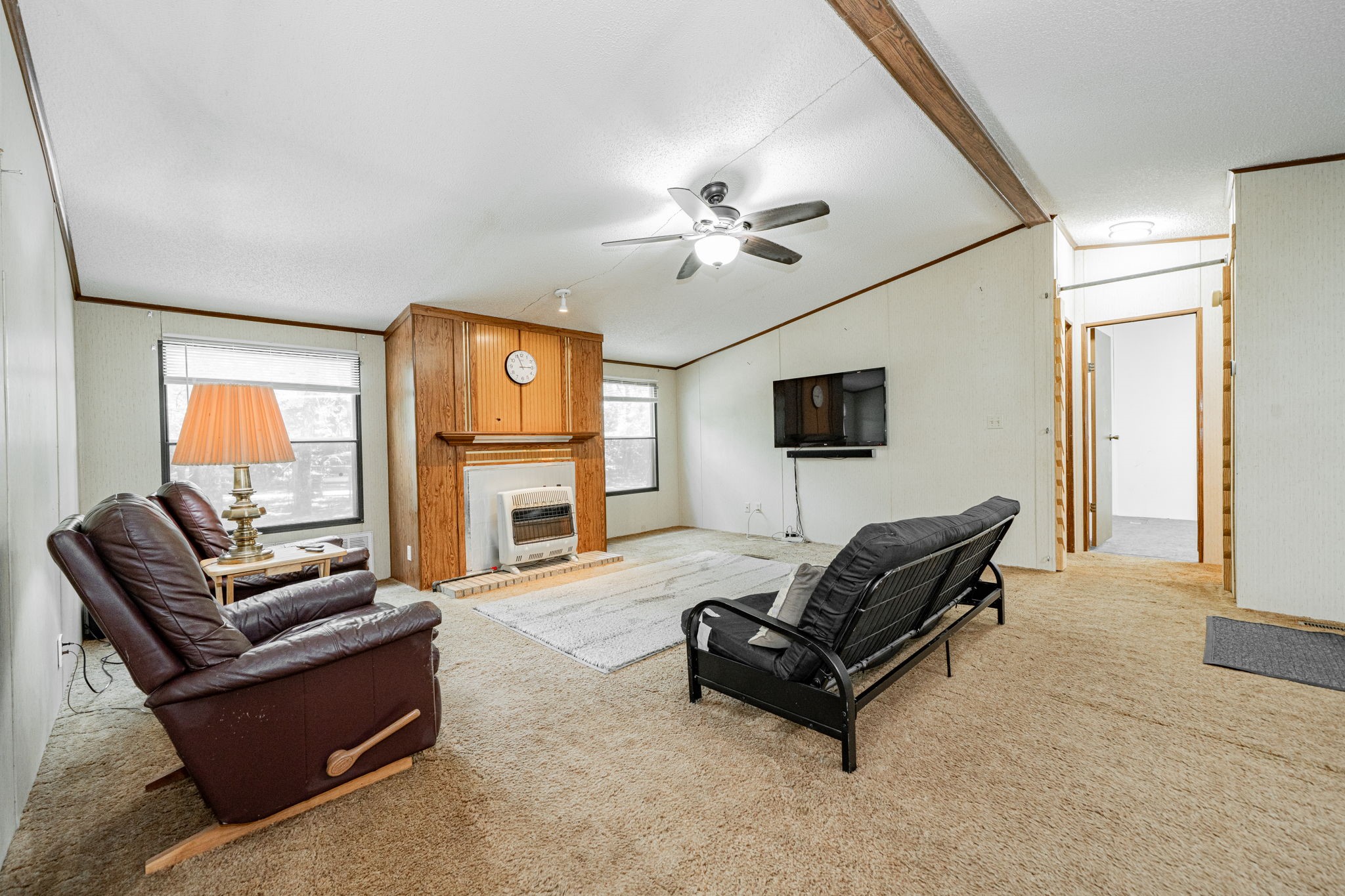 33112 County Road 2142