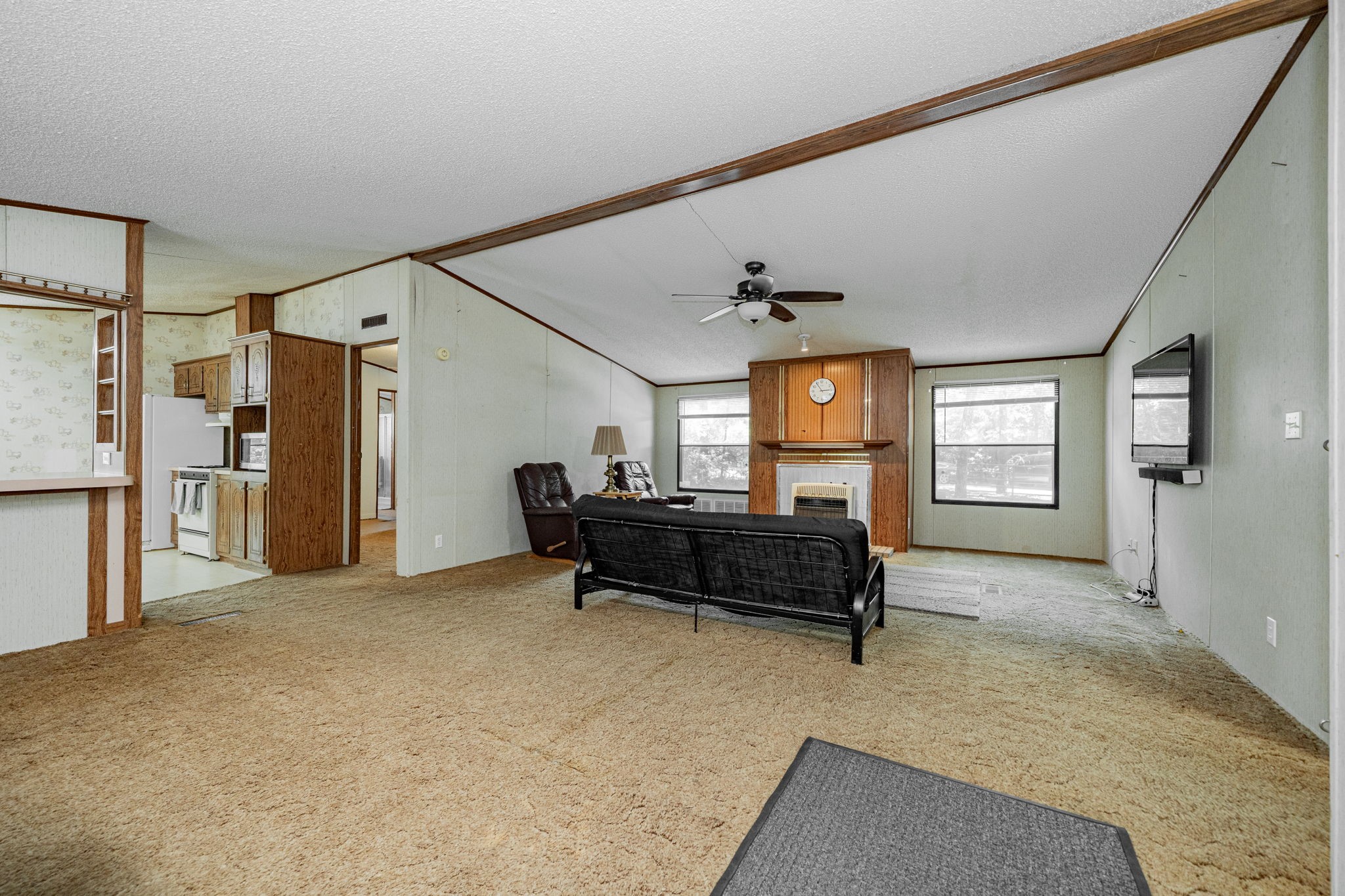 33112 County Road 2142