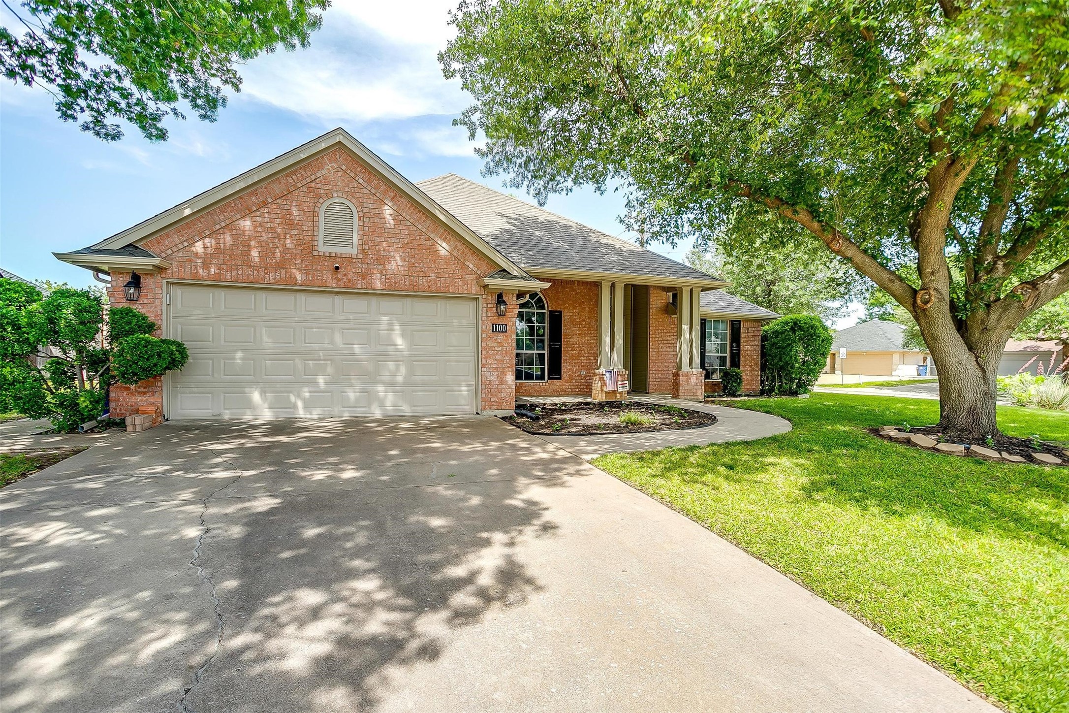 1100 Highcrest Drive