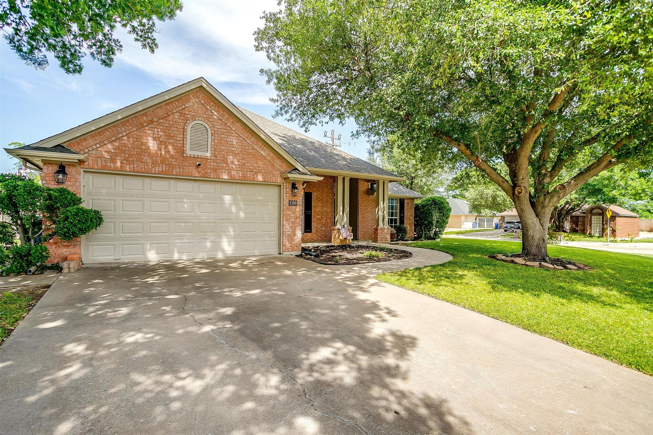 1100 Highcrest Drive