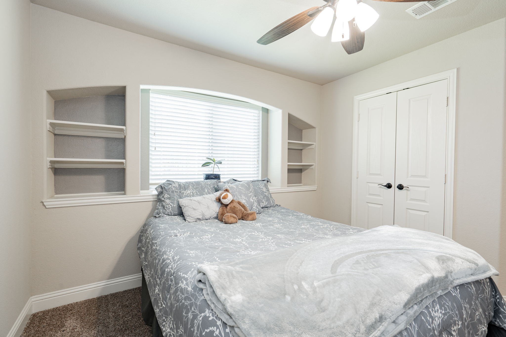 1609 Castleford Drive