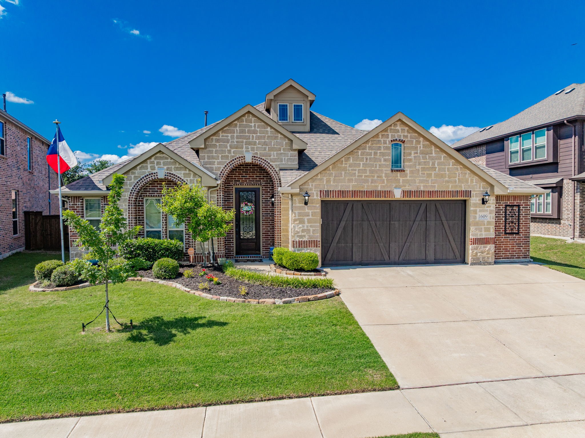 1609 Castleford Drive