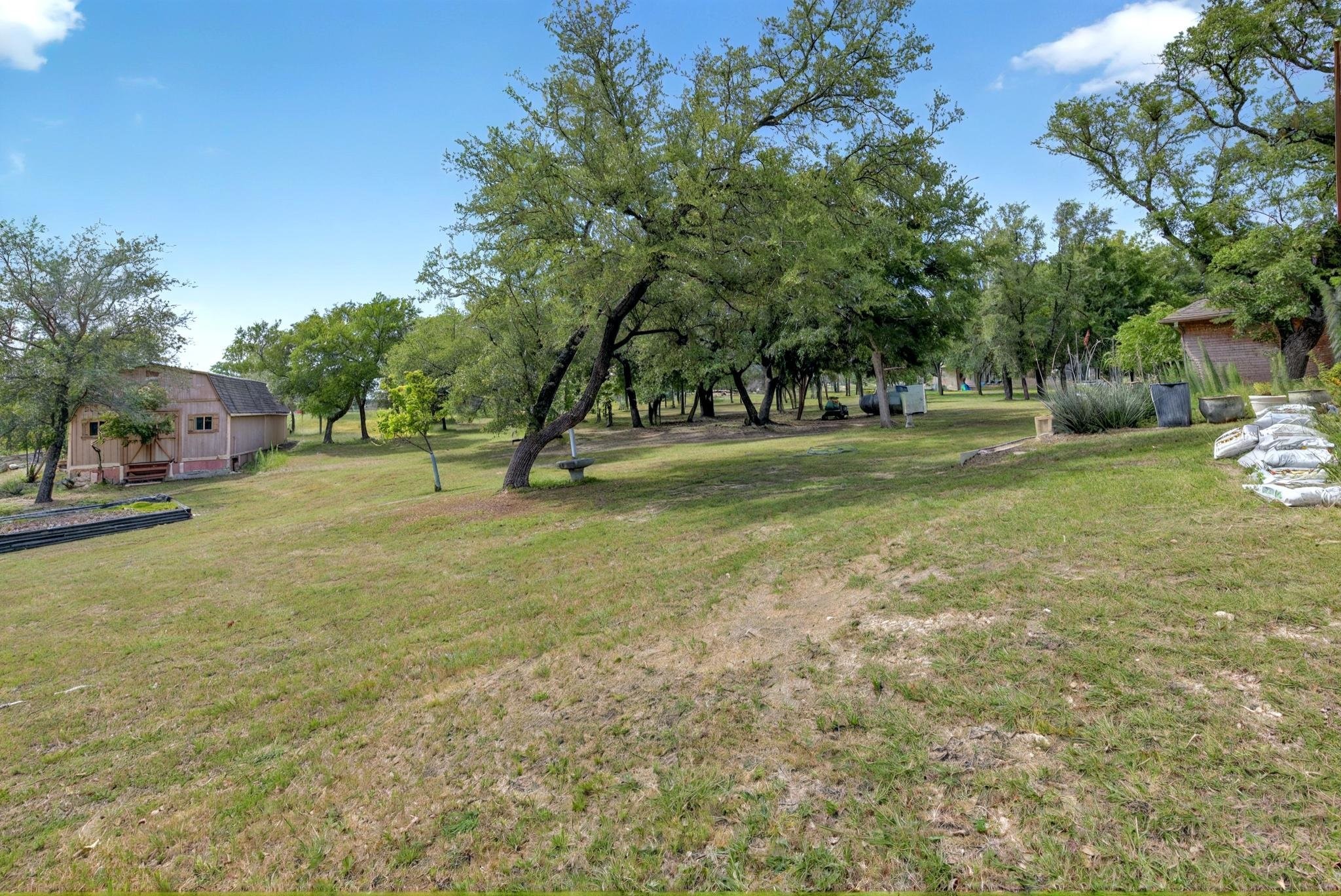 213 W Rio Ridge