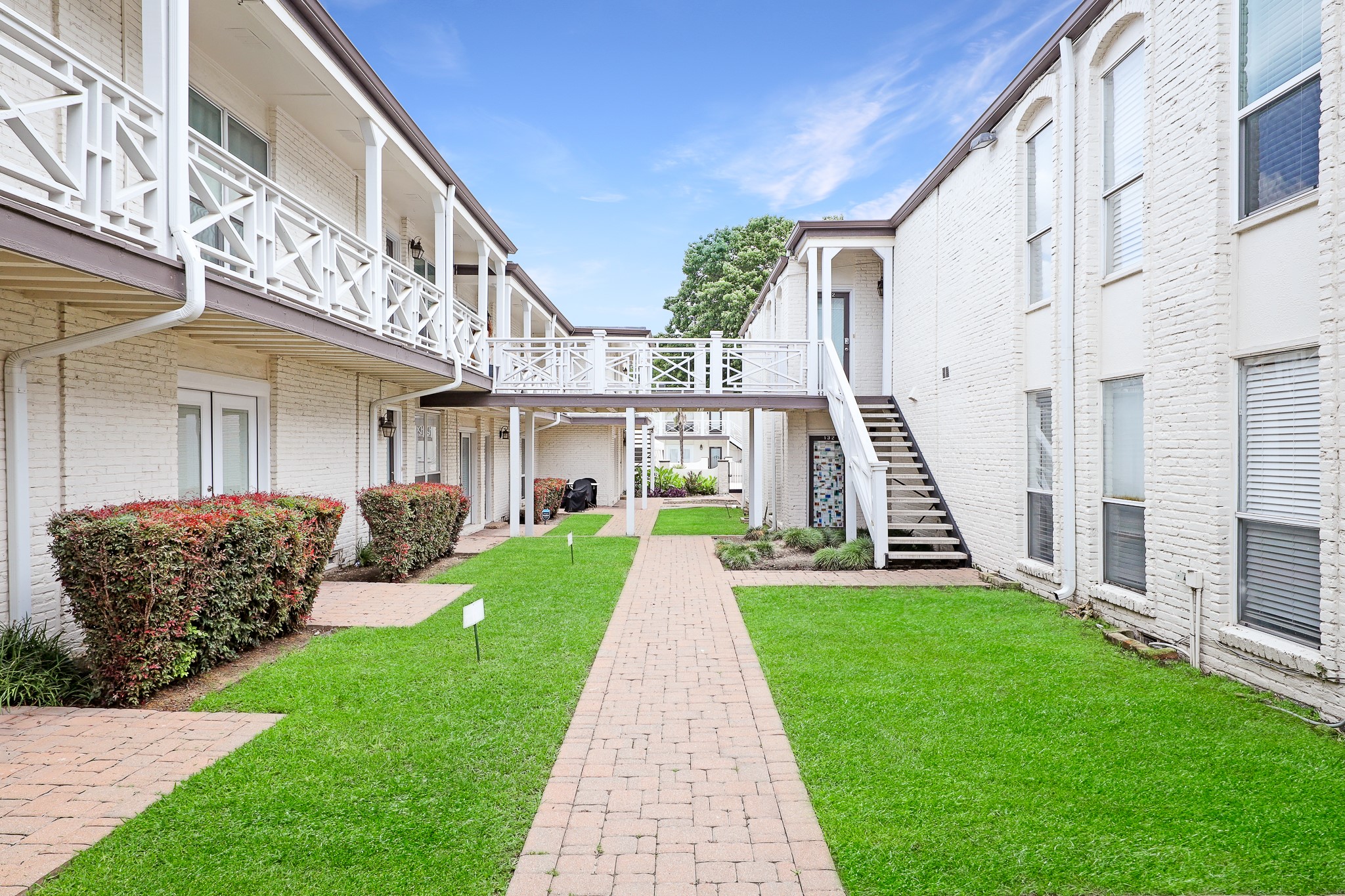 5927 E University Boulevard 218