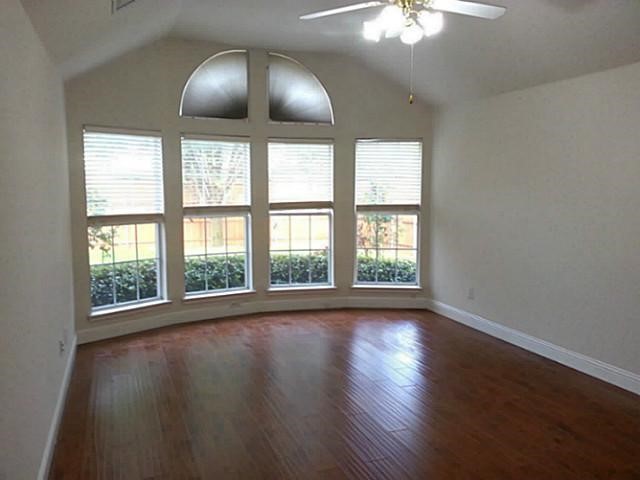 3106 Kingsbury Drive