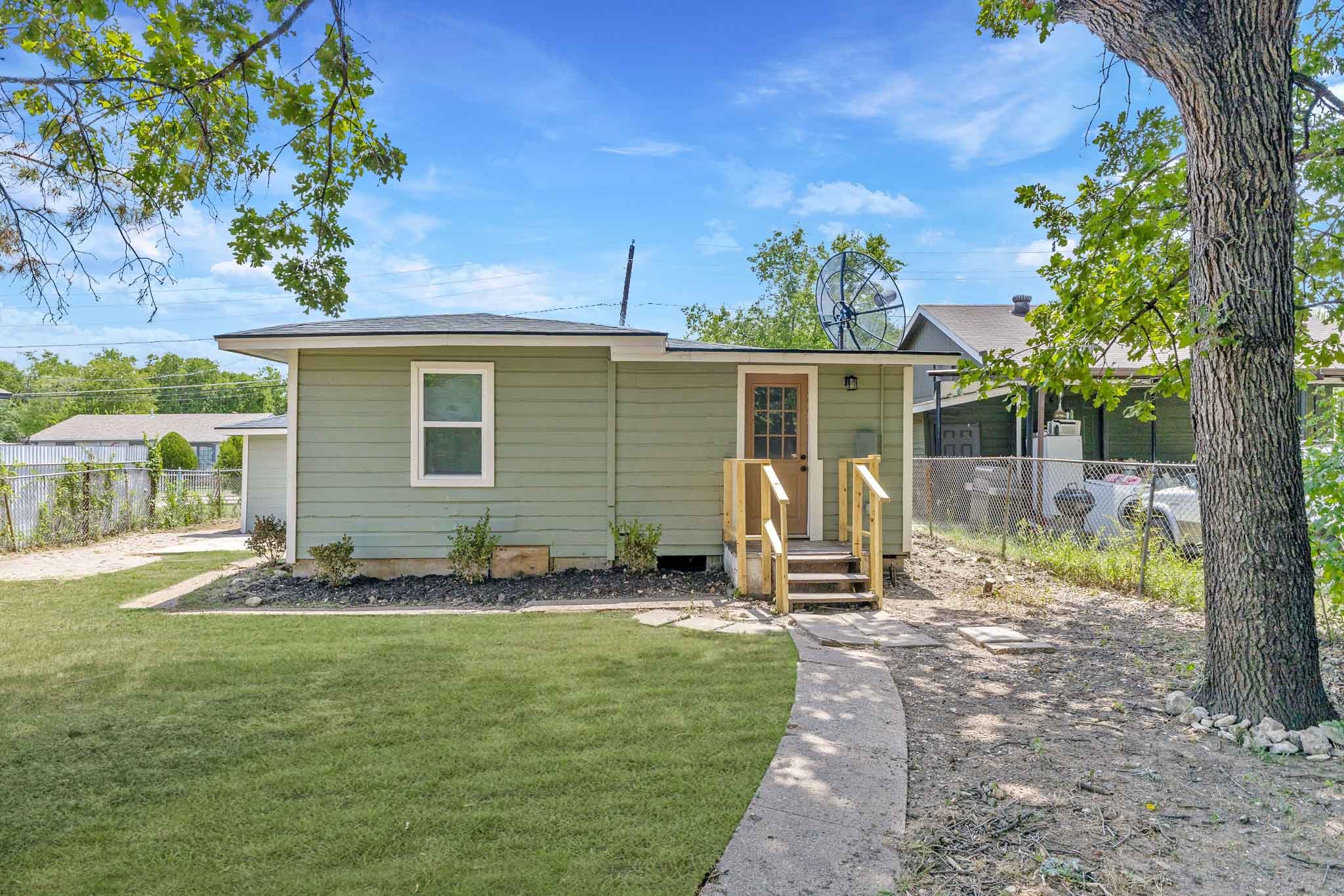 3403 Canada Drive