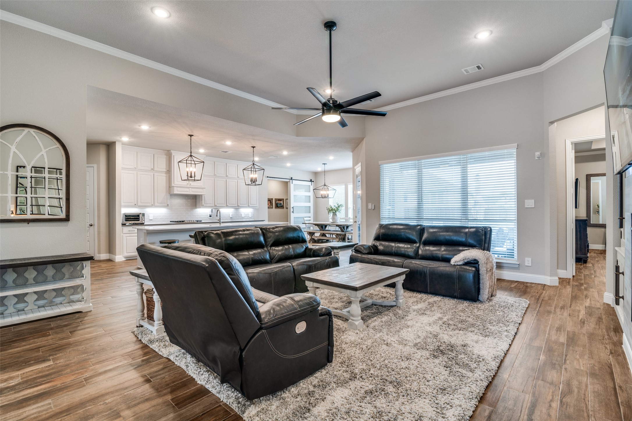 315 Horizon Drive