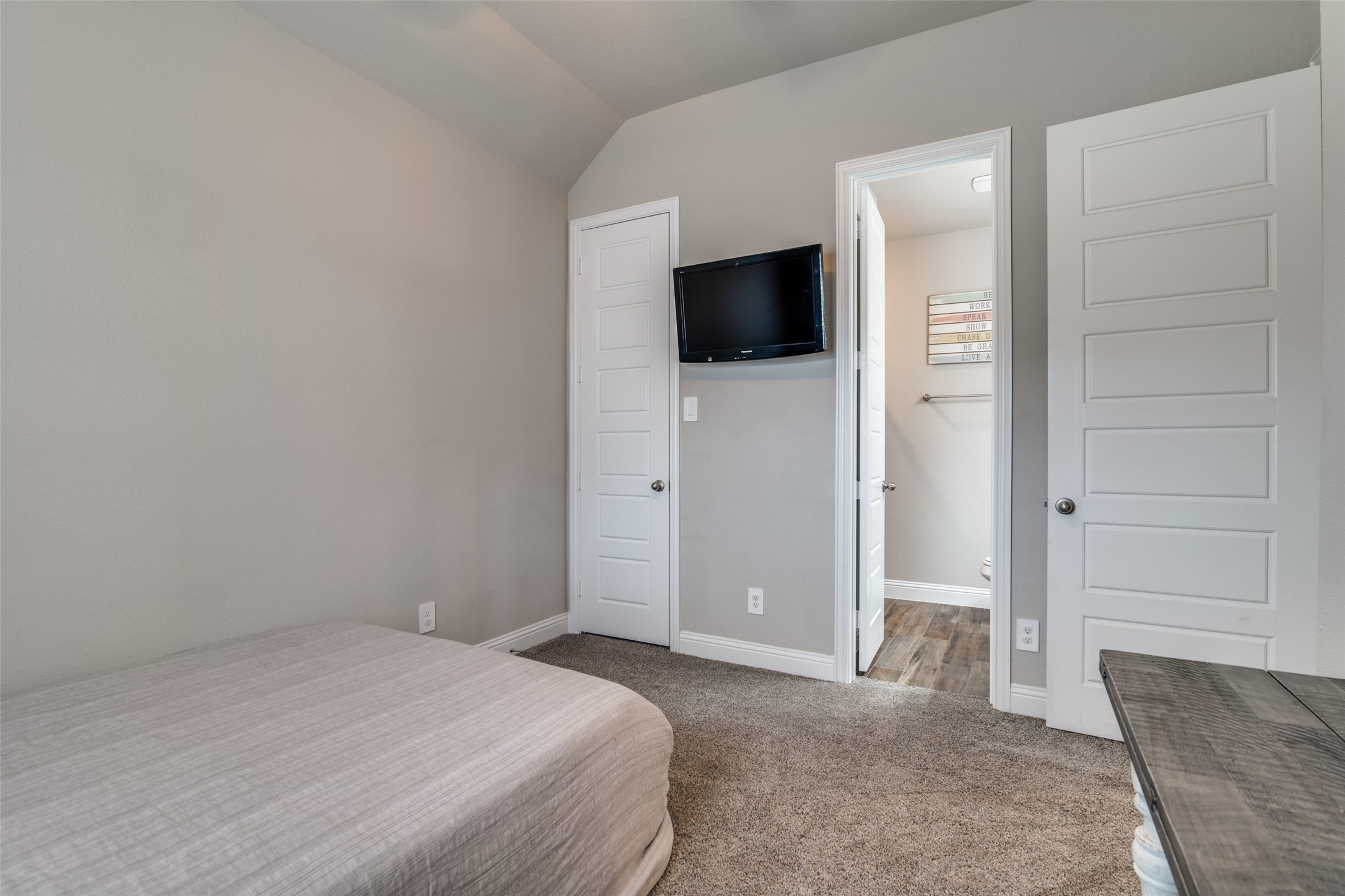 315 Horizon Drive