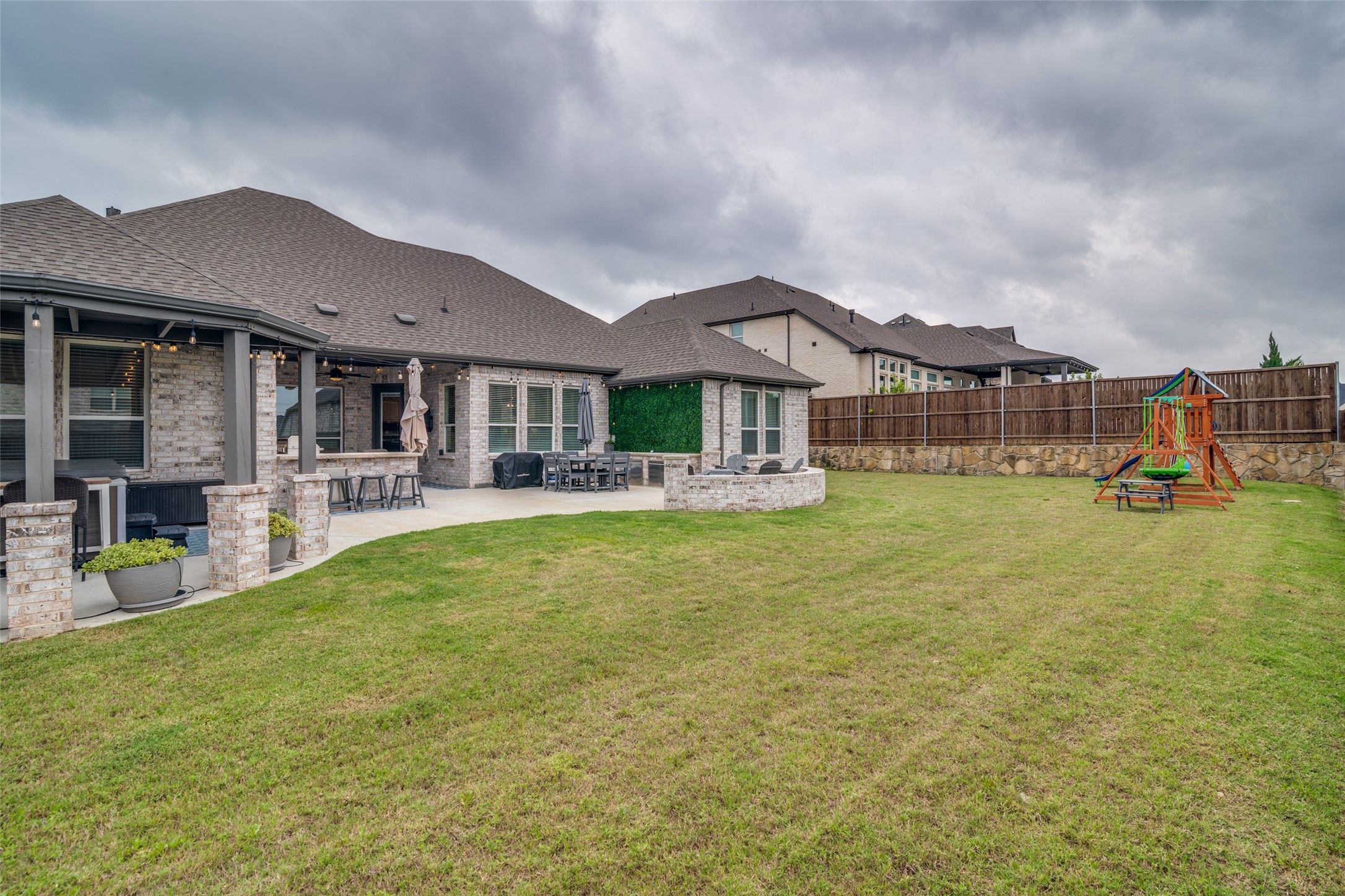 315 Horizon Drive