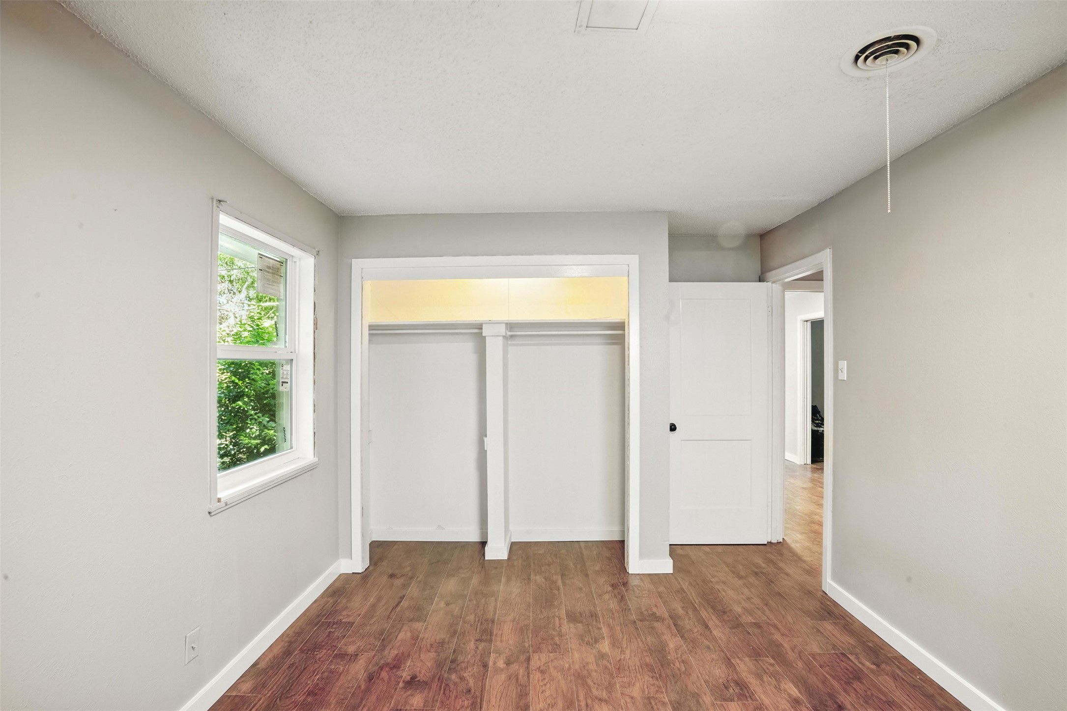 5253 Trail Lake Drive