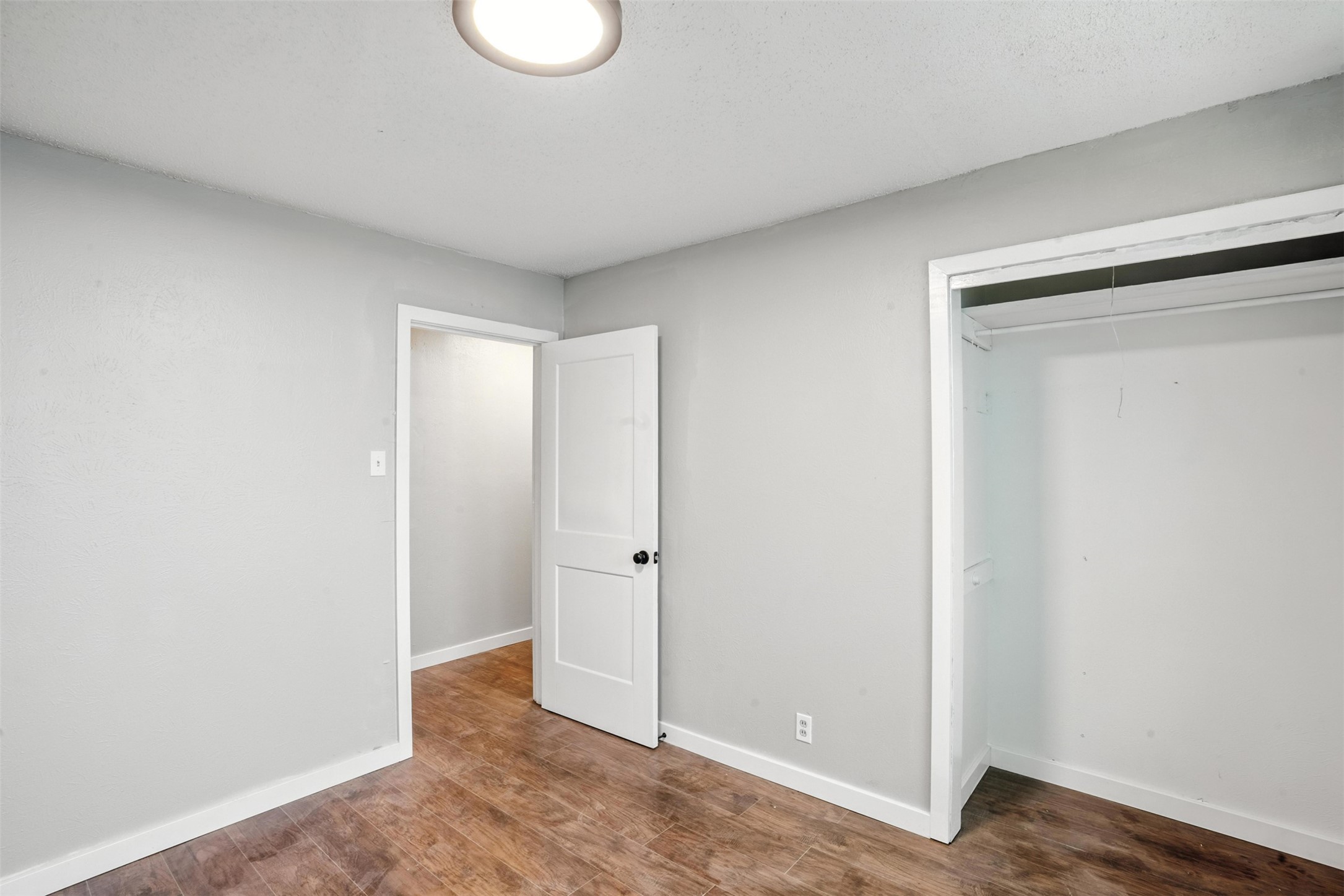 5253 Trail Lake Drive