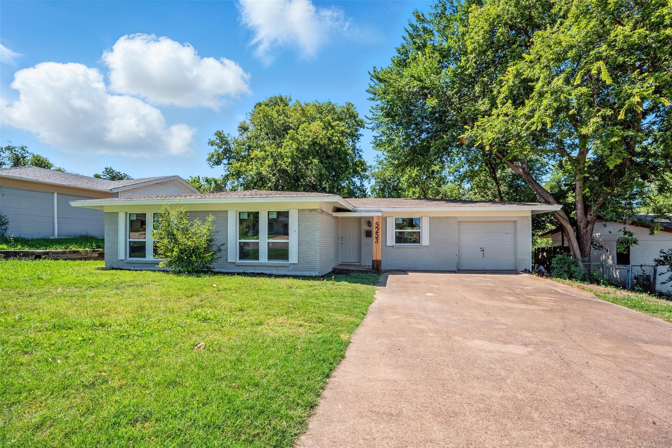 5253 Trail Lake Drive