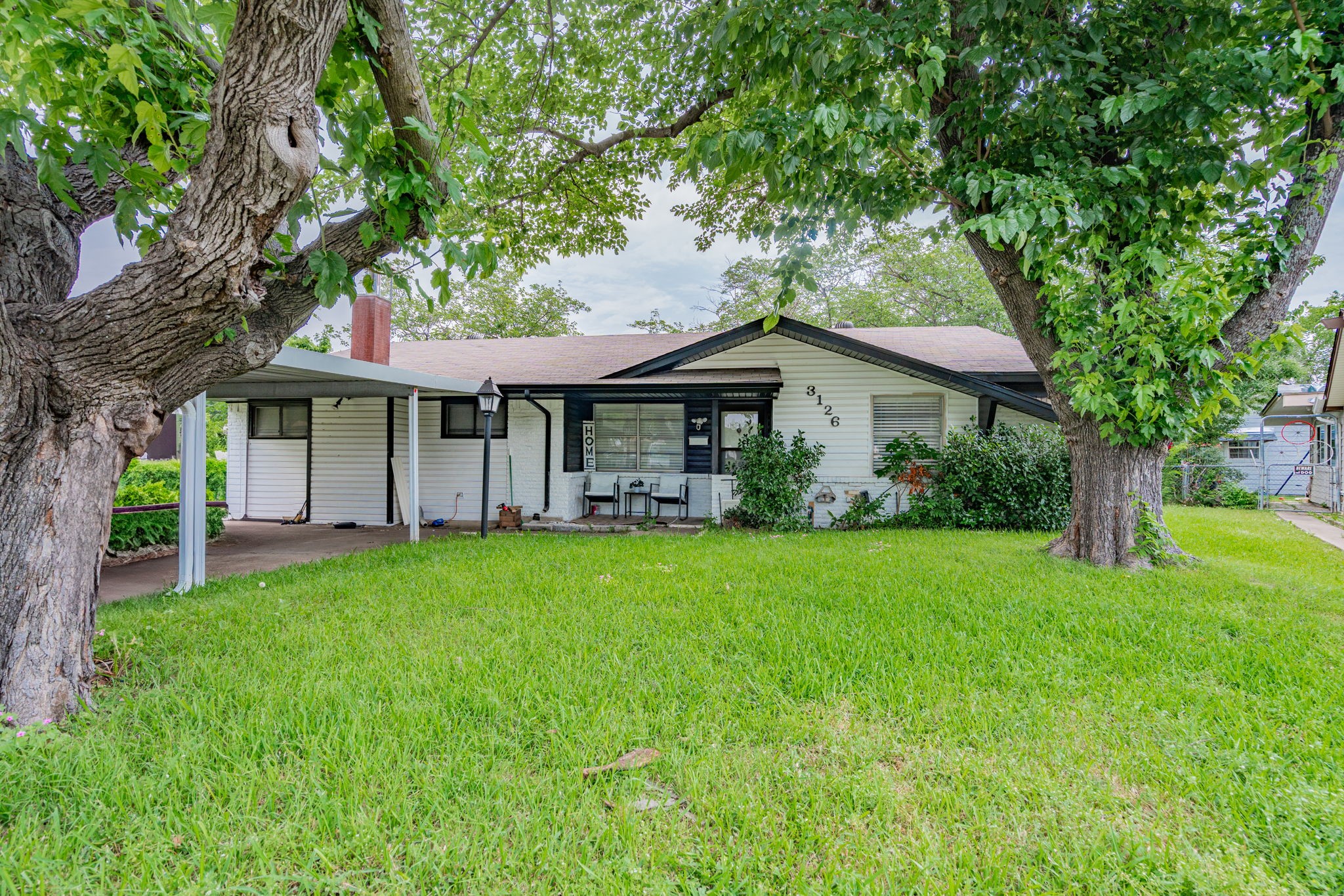 3126 Hula Drive