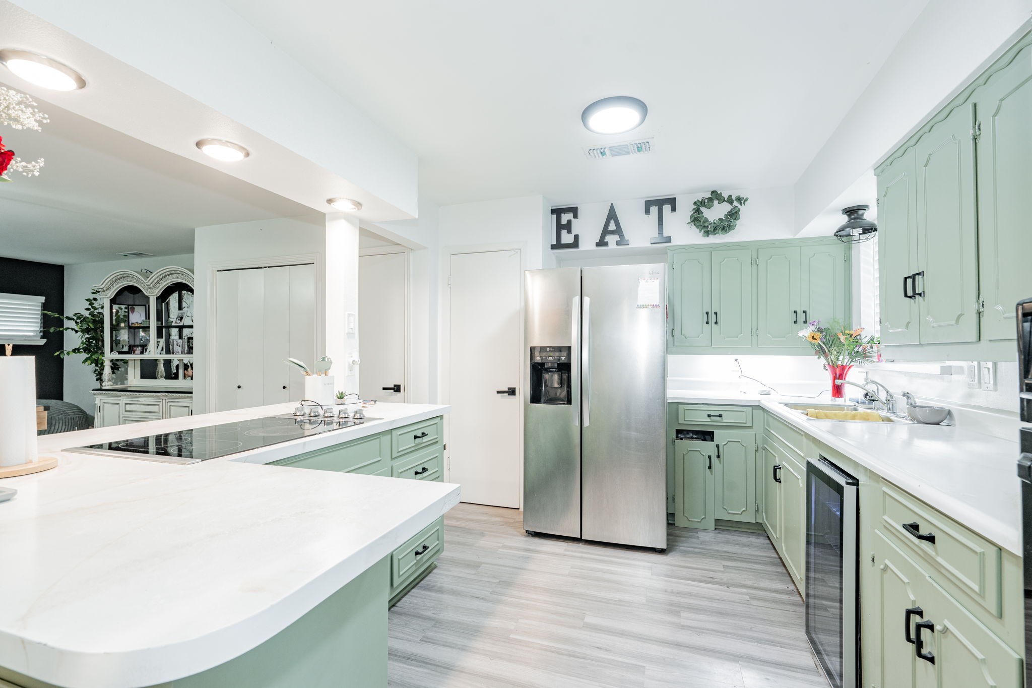 3126 Hula Drive