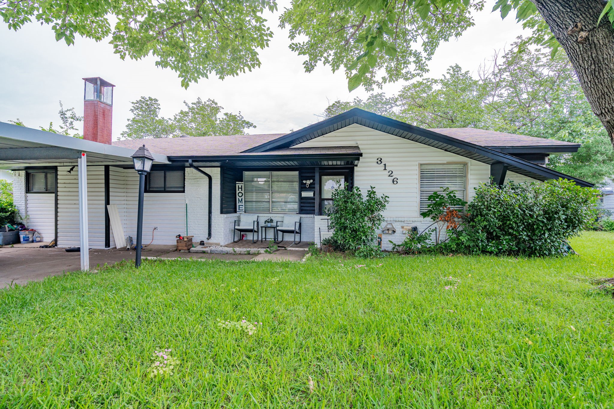 3126 Hula Drive