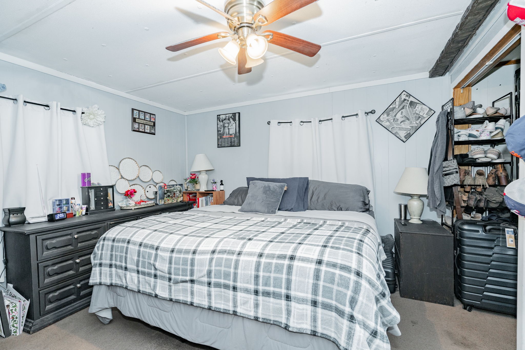 9956 Greentree Lane