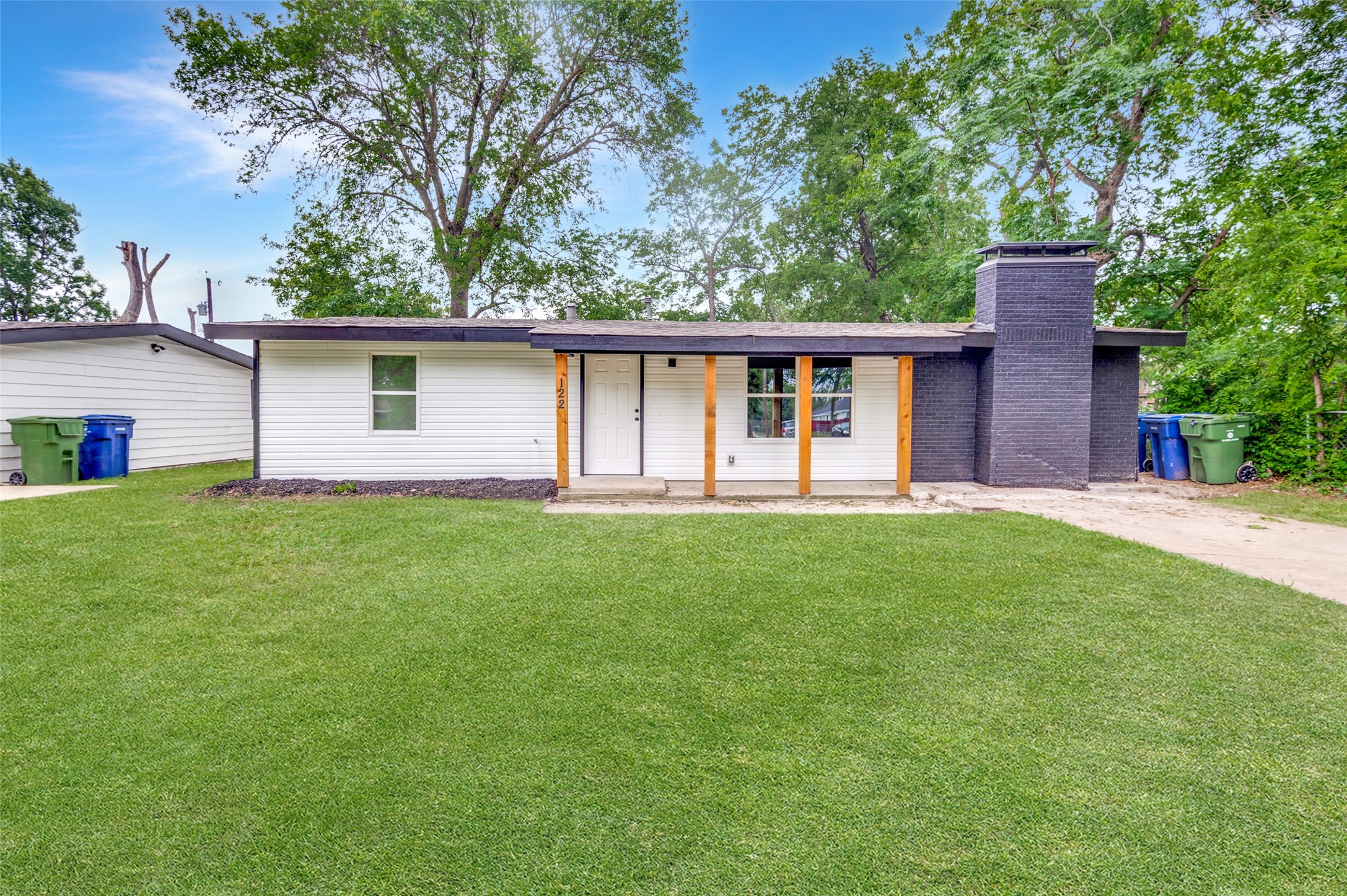 122 Wallace Drive