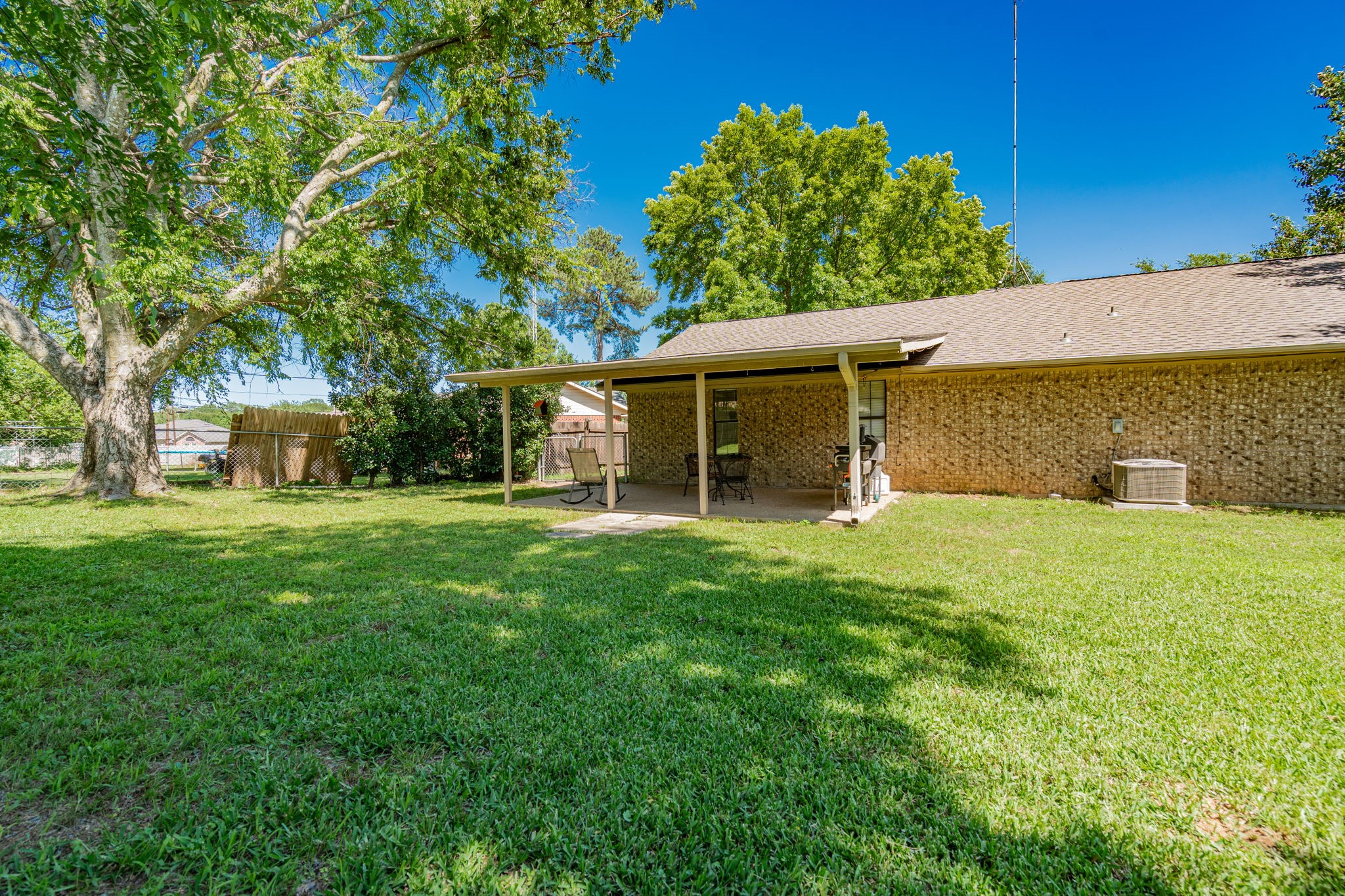 2120 Lisa Circle