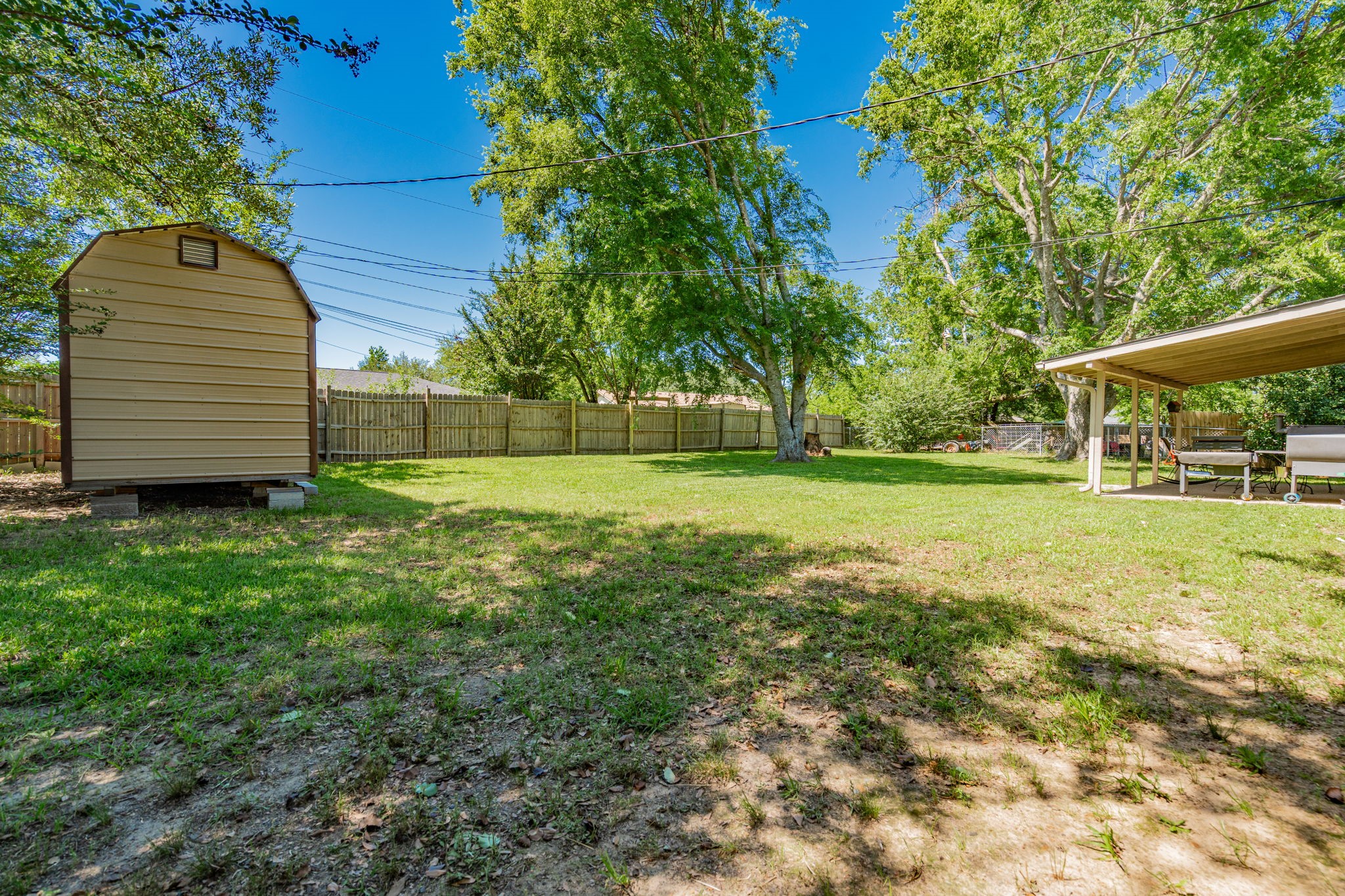 2120 Lisa Circle
