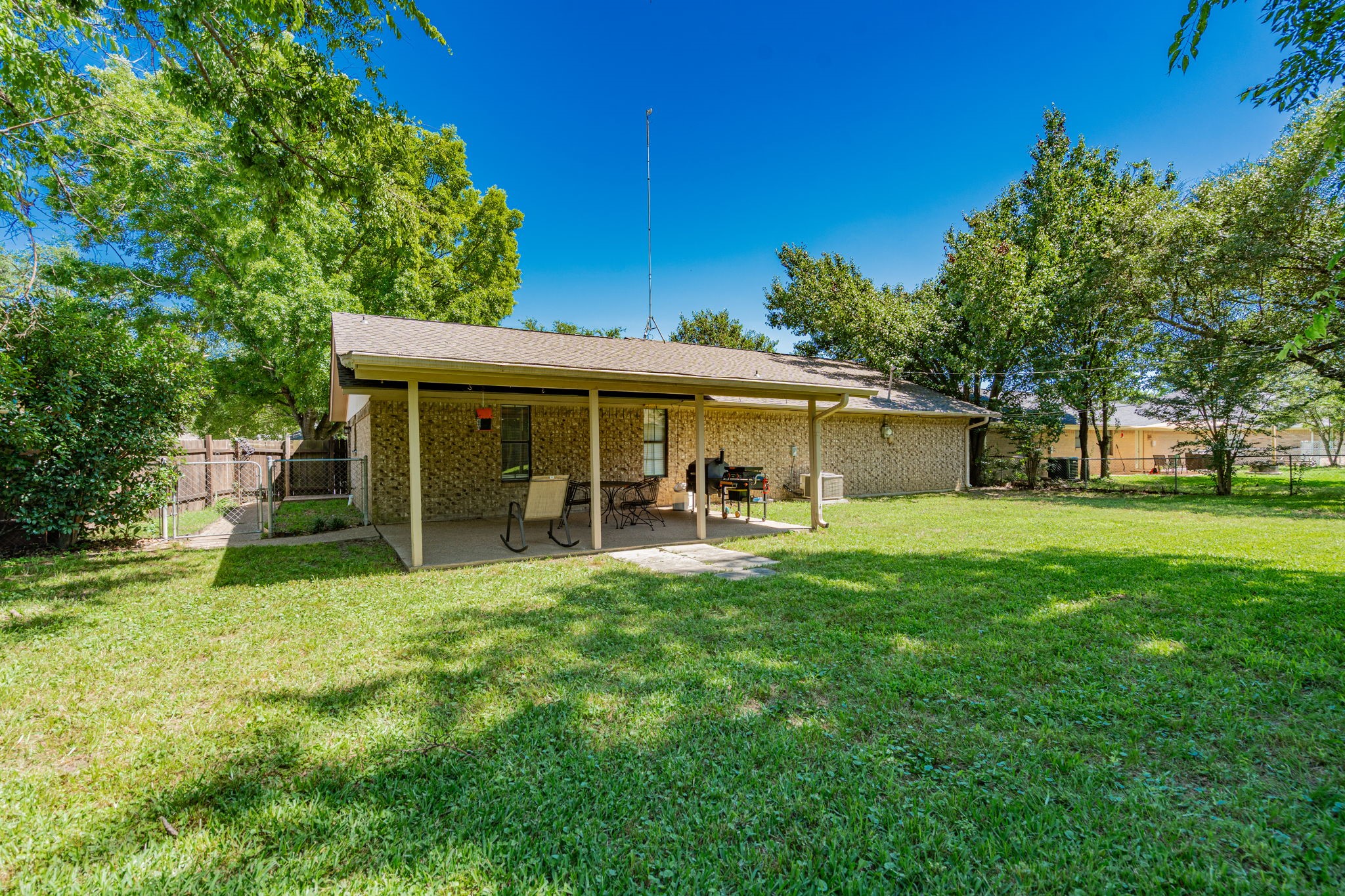 2120 Lisa Circle