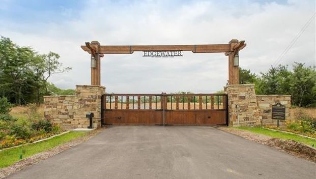 9108 W Shoreline Drive