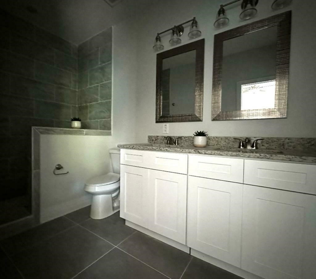 4435 Franklin Street