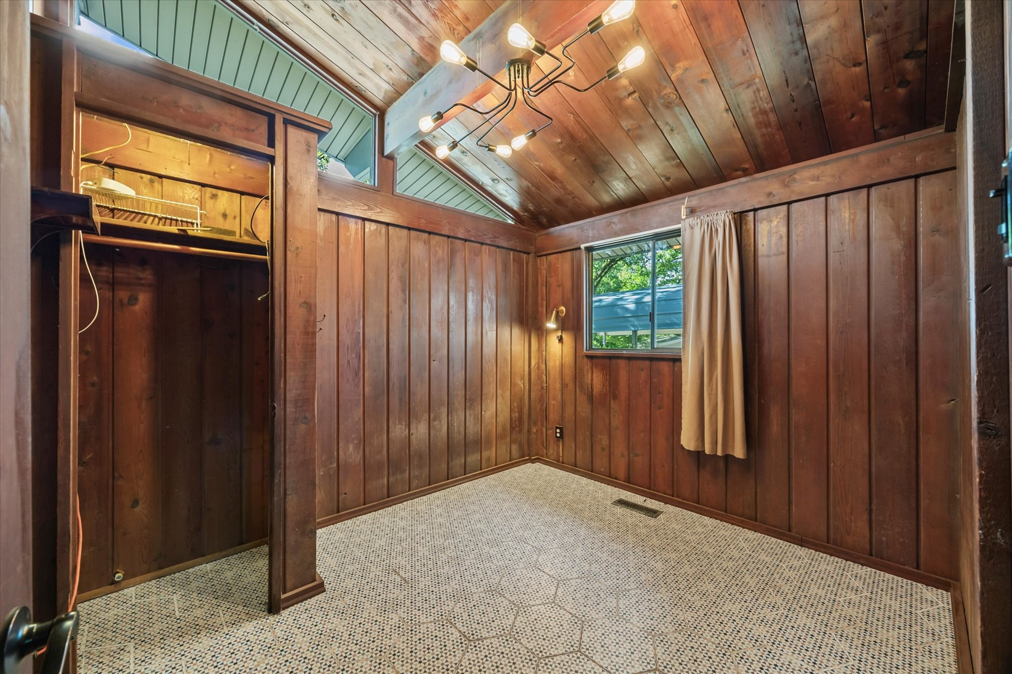 9598 Brockrim Lane