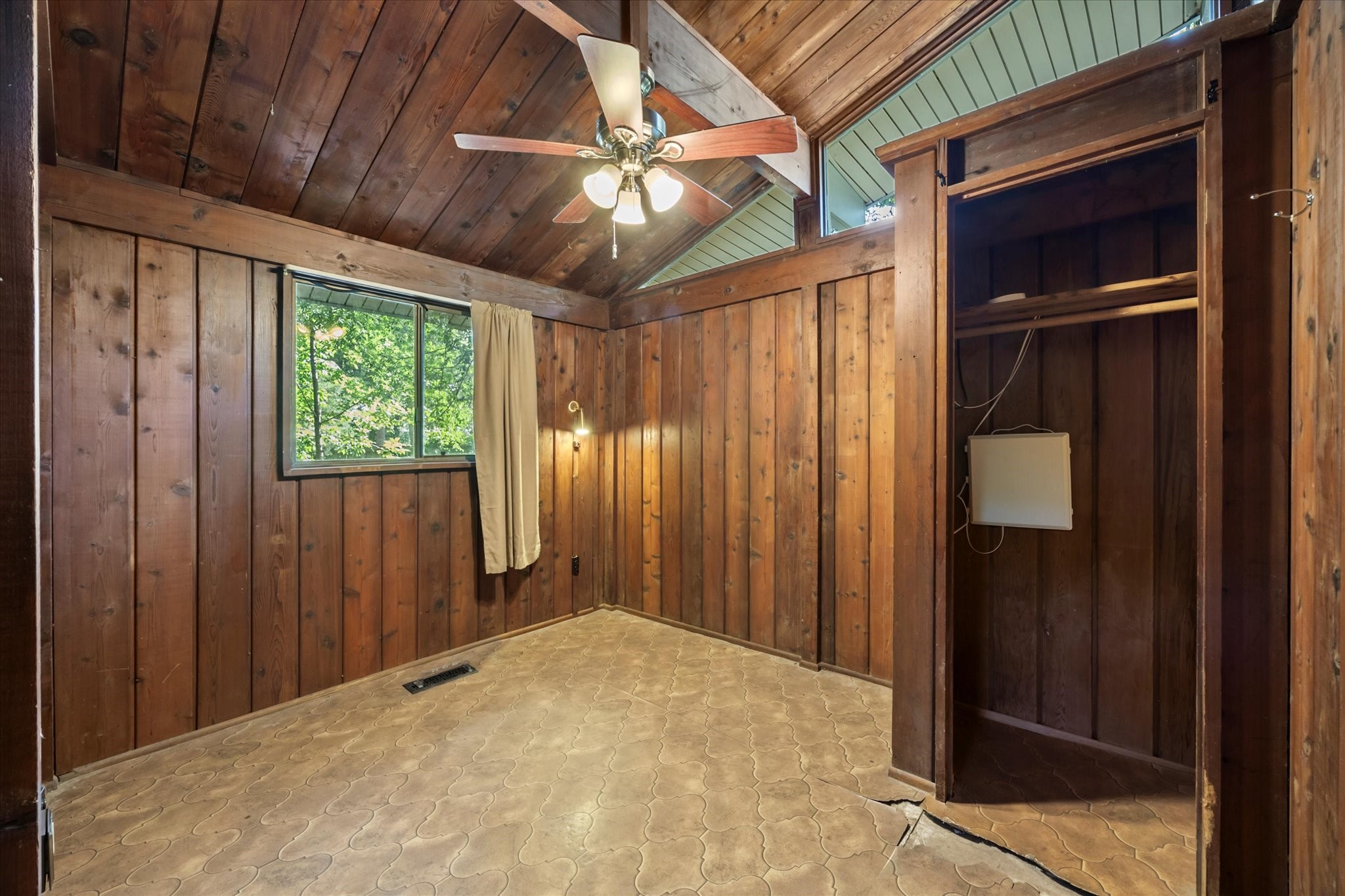 9598 Brockrim Lane