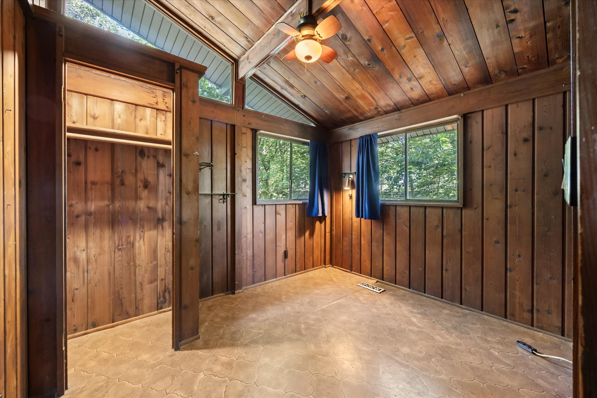 9598 Brockrim Lane
