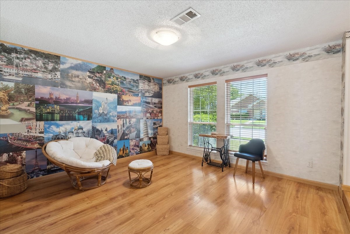 1721 Creekpoint Drive