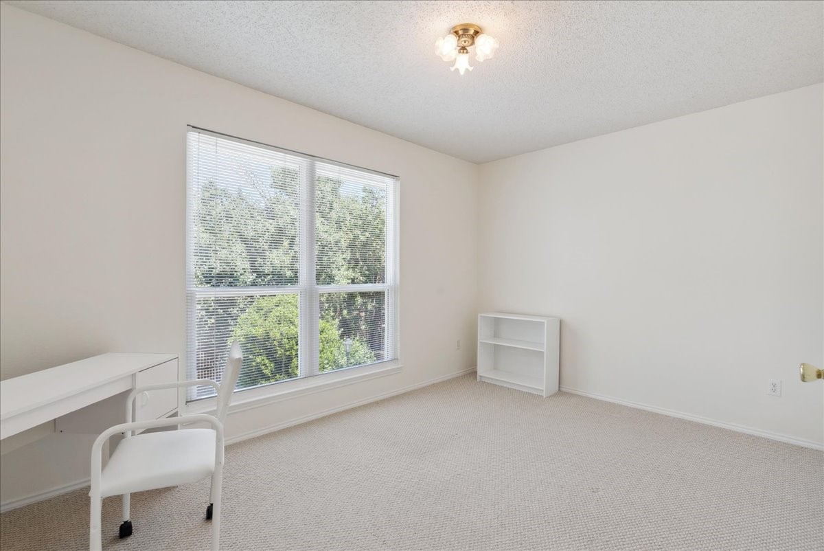 1721 Creekpoint Drive