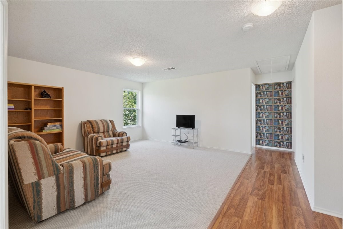 1721 Creekpoint Drive