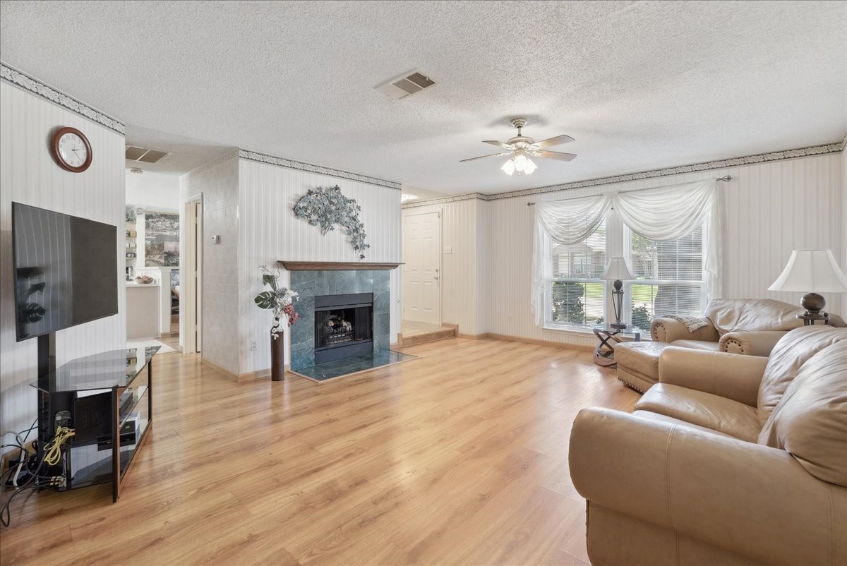 1721 Creekpoint Drive