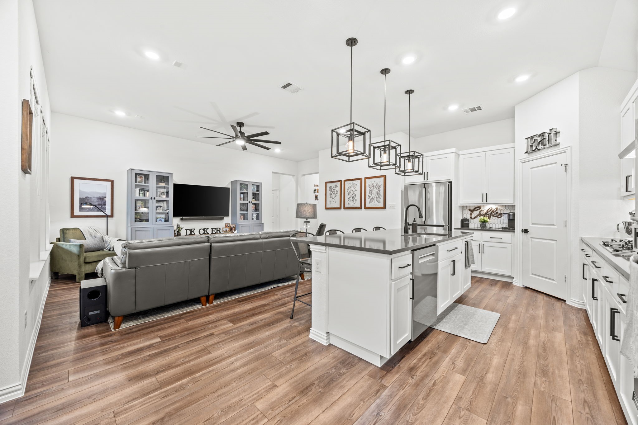 1224 Caprock Drive