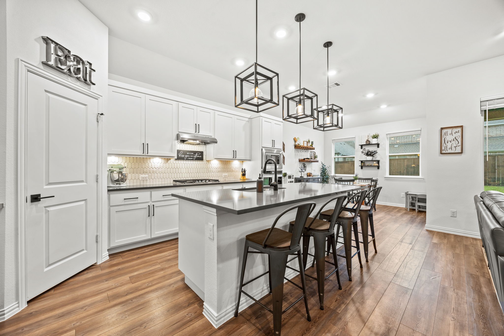 1224 Caprock Drive