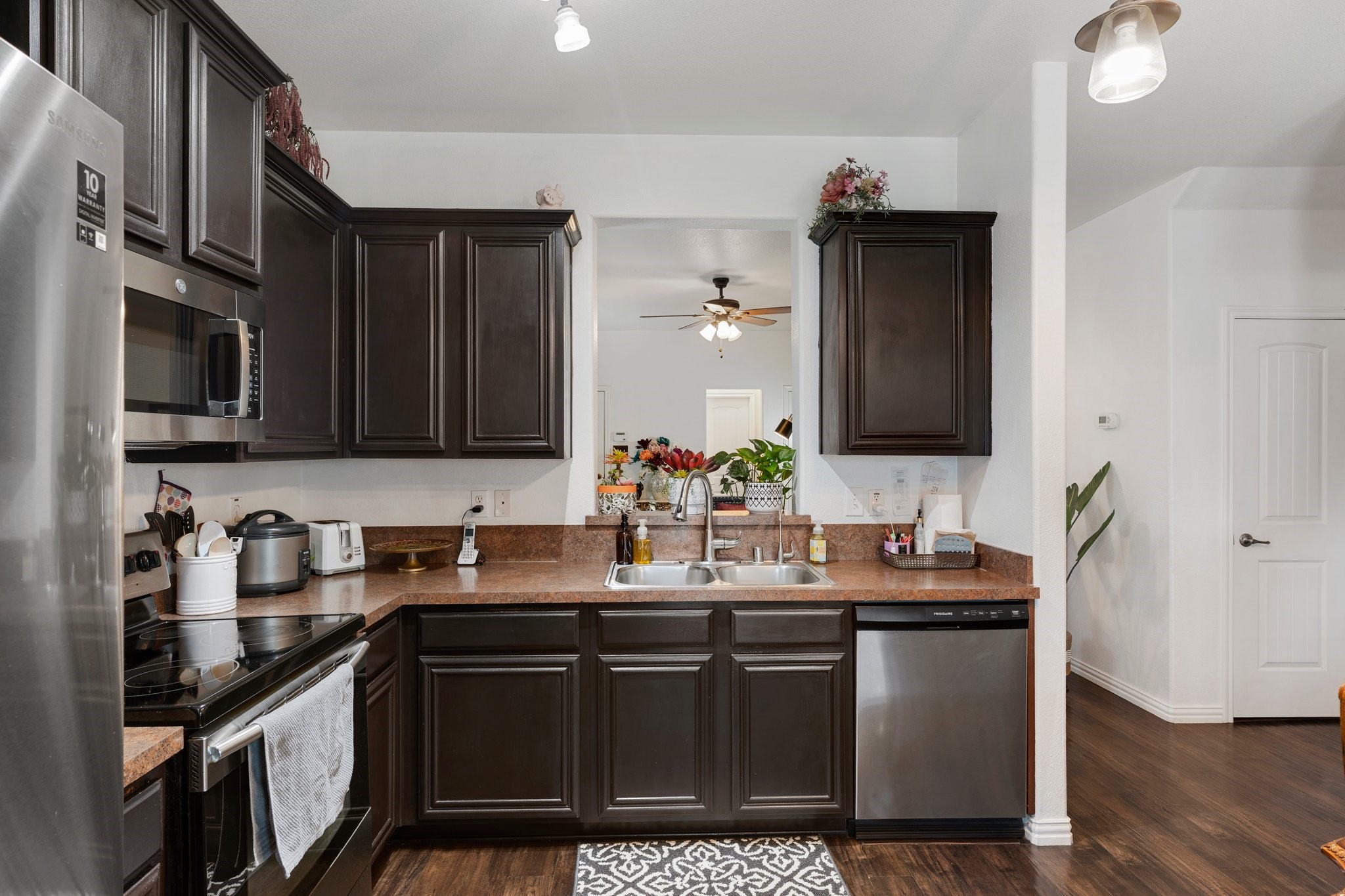 1213 Alder Tree Lane