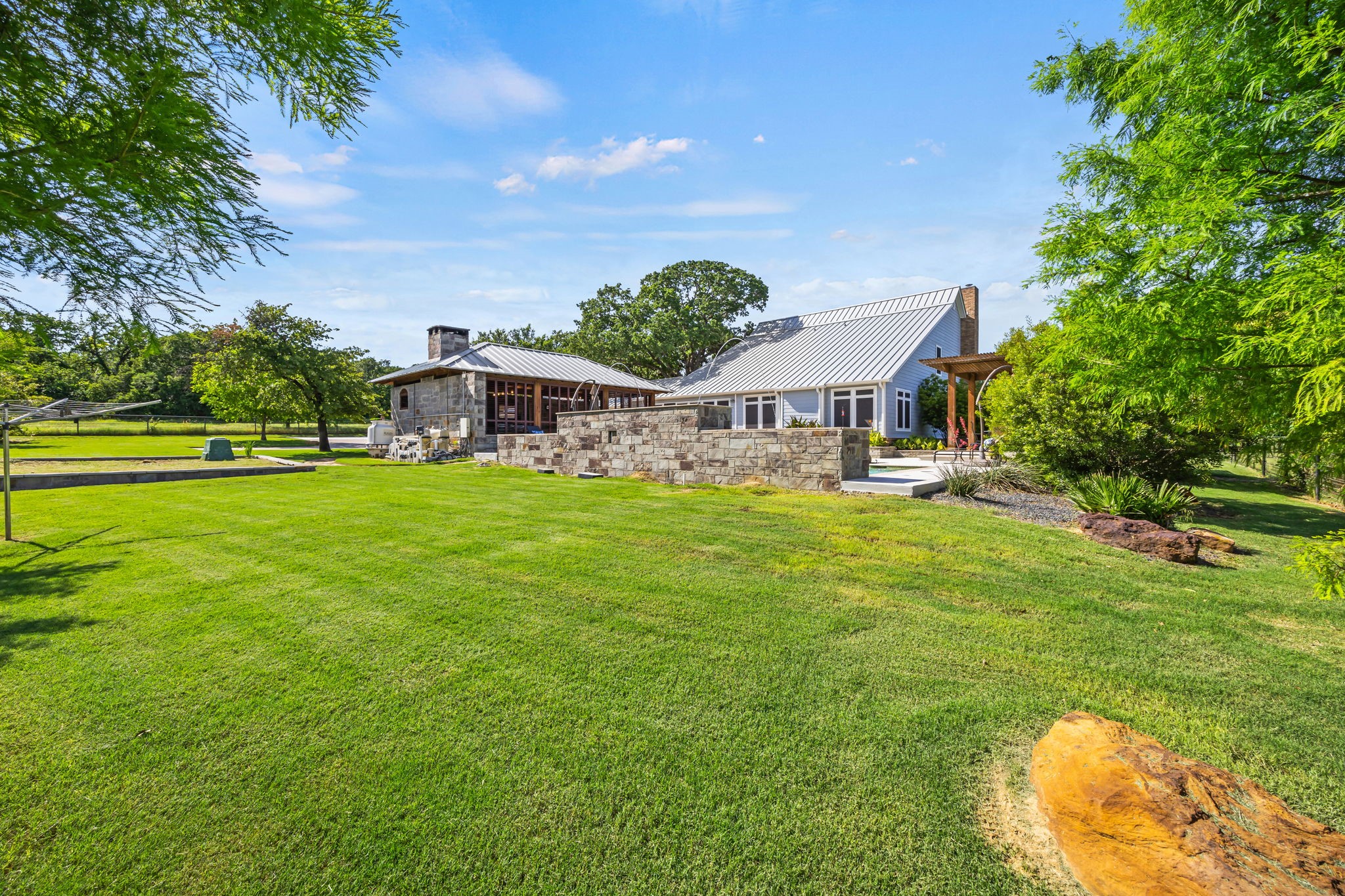 560 E Jernigan Road